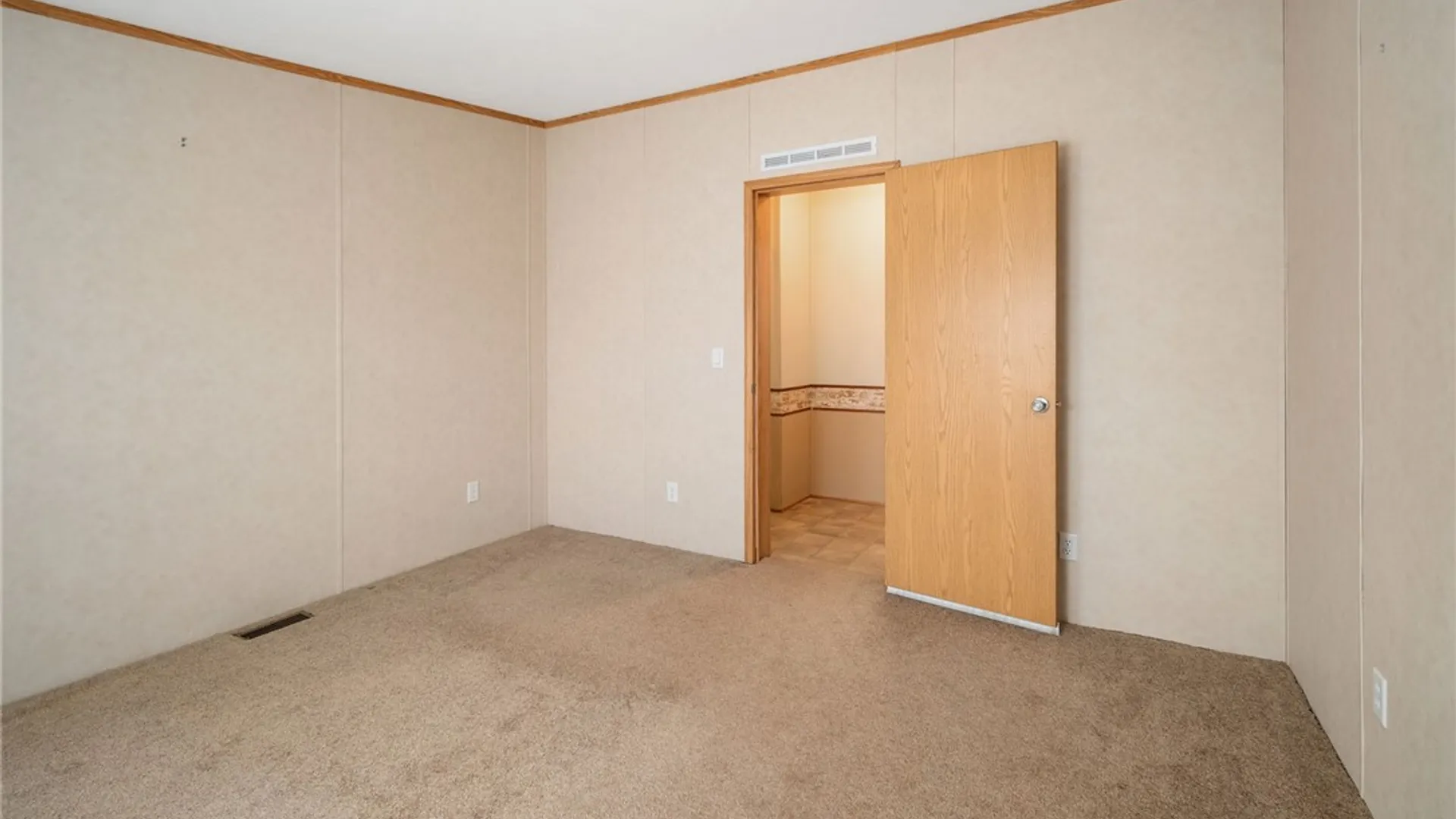 Property at 105 Pewter Lane, Cobleskill, NY 12043 30