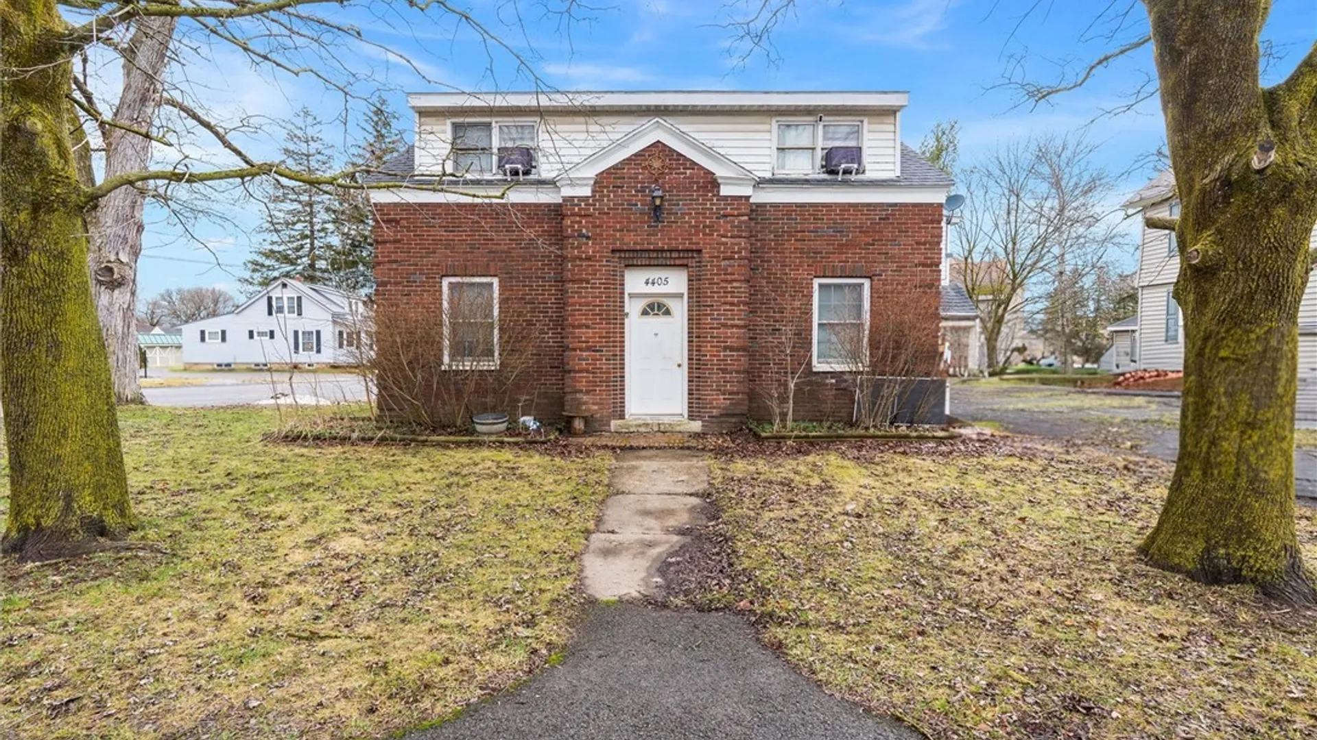 Property at 4405 Peterboro Street, Vernon, NY 13476 3