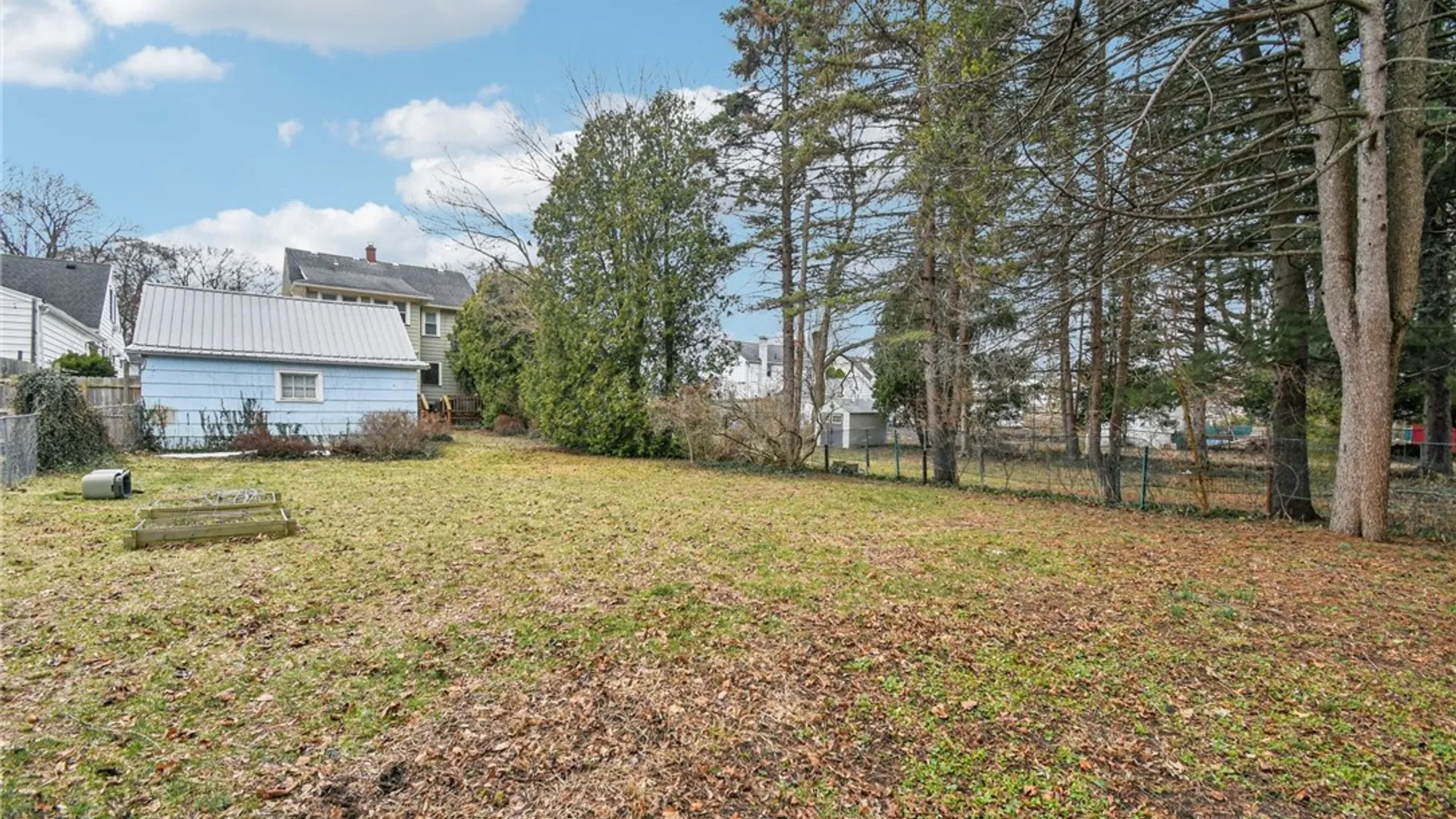 Property at 136 Avondale Road, Irondequoit, NY 14622 28