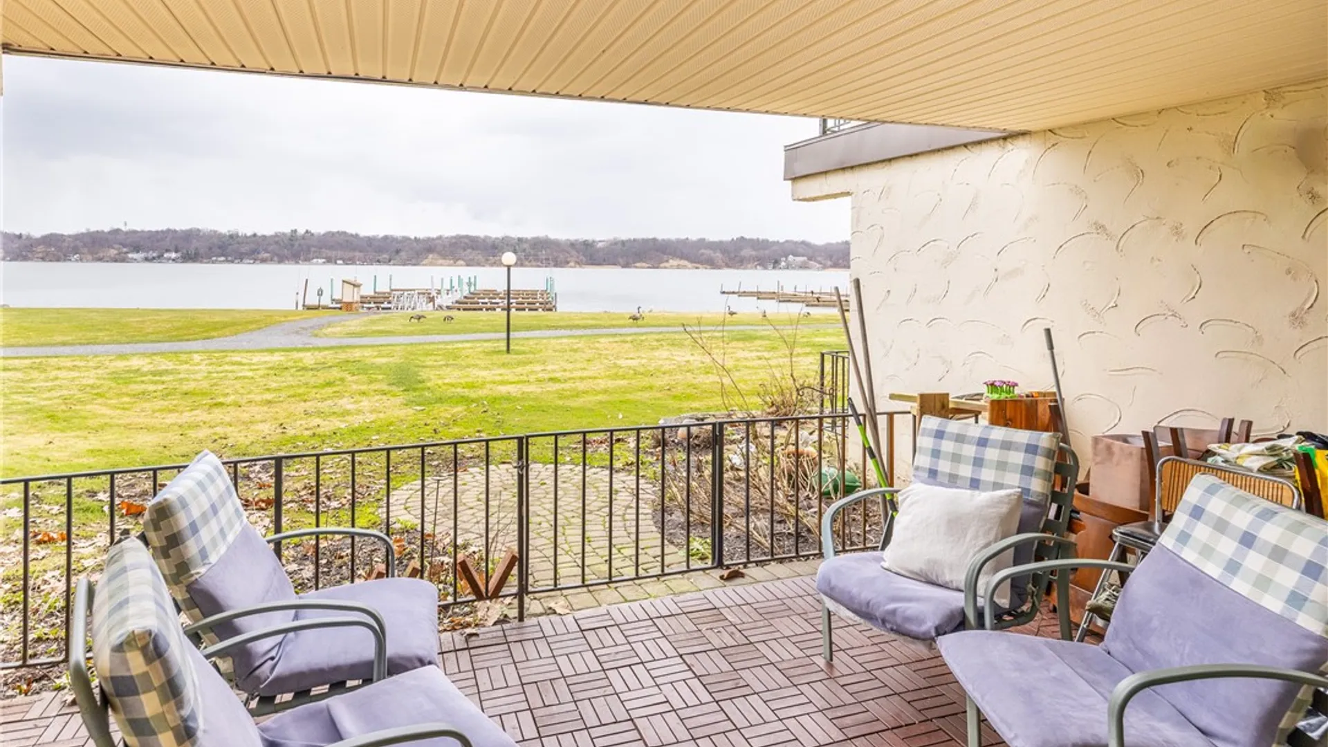 Property at 206 Bay Village Drive, Irondequoit, NY 14609 18