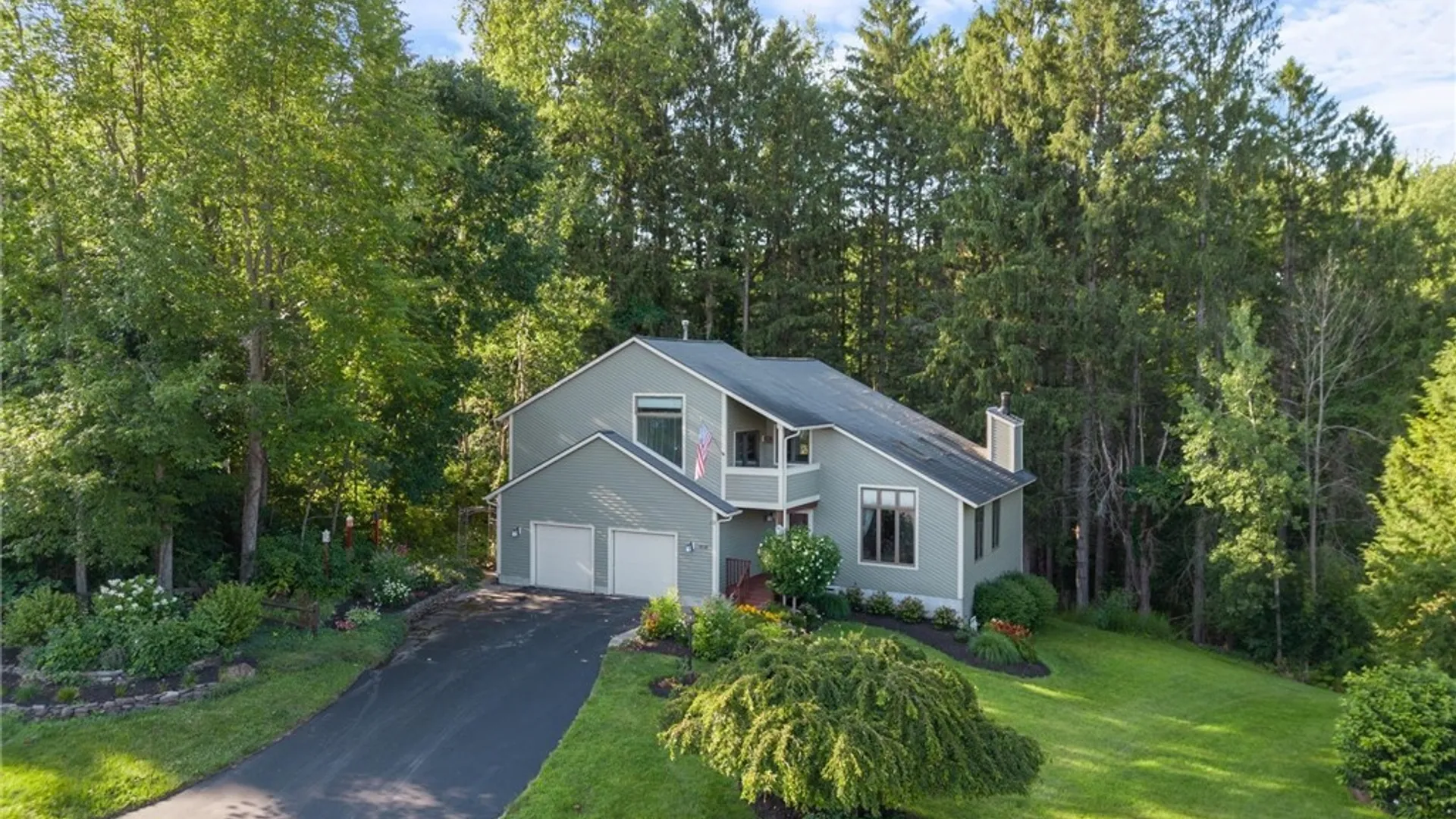 Property at 9110 Frenchmans Creek Drive, Lysander, NY 13135 3