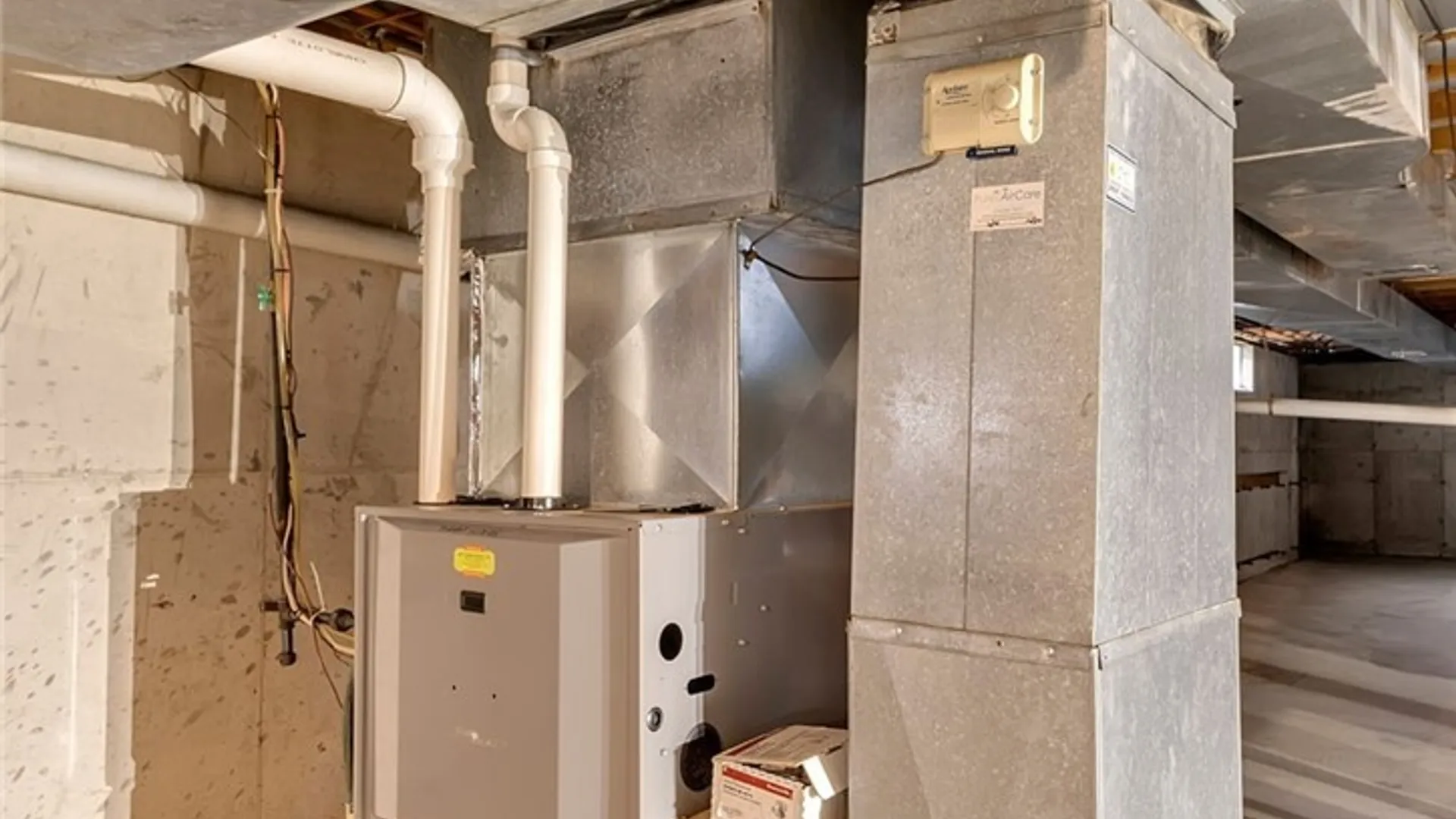 Property at 660 Colony Road, Grand Island, NY 14072 44