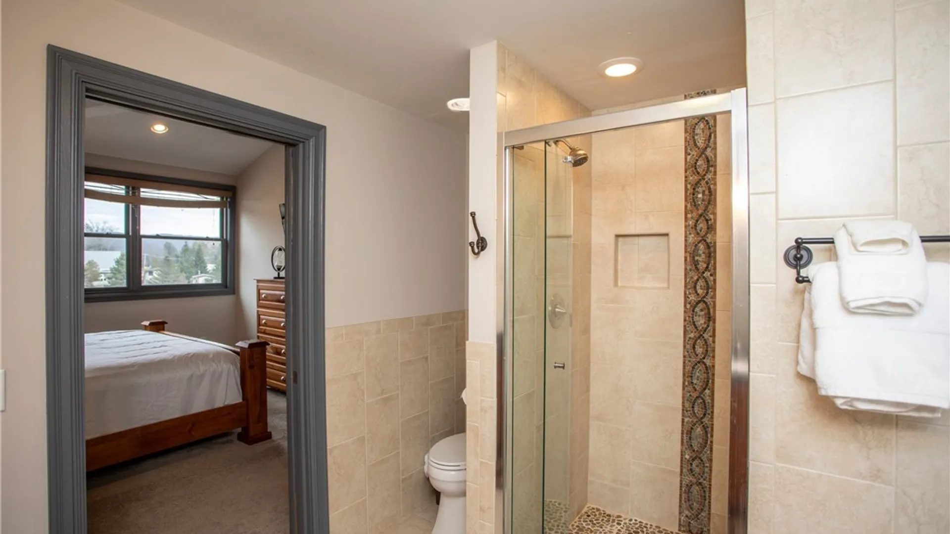 Property at 25 Ellicottvillas, Ellicottville, NY 14731 25