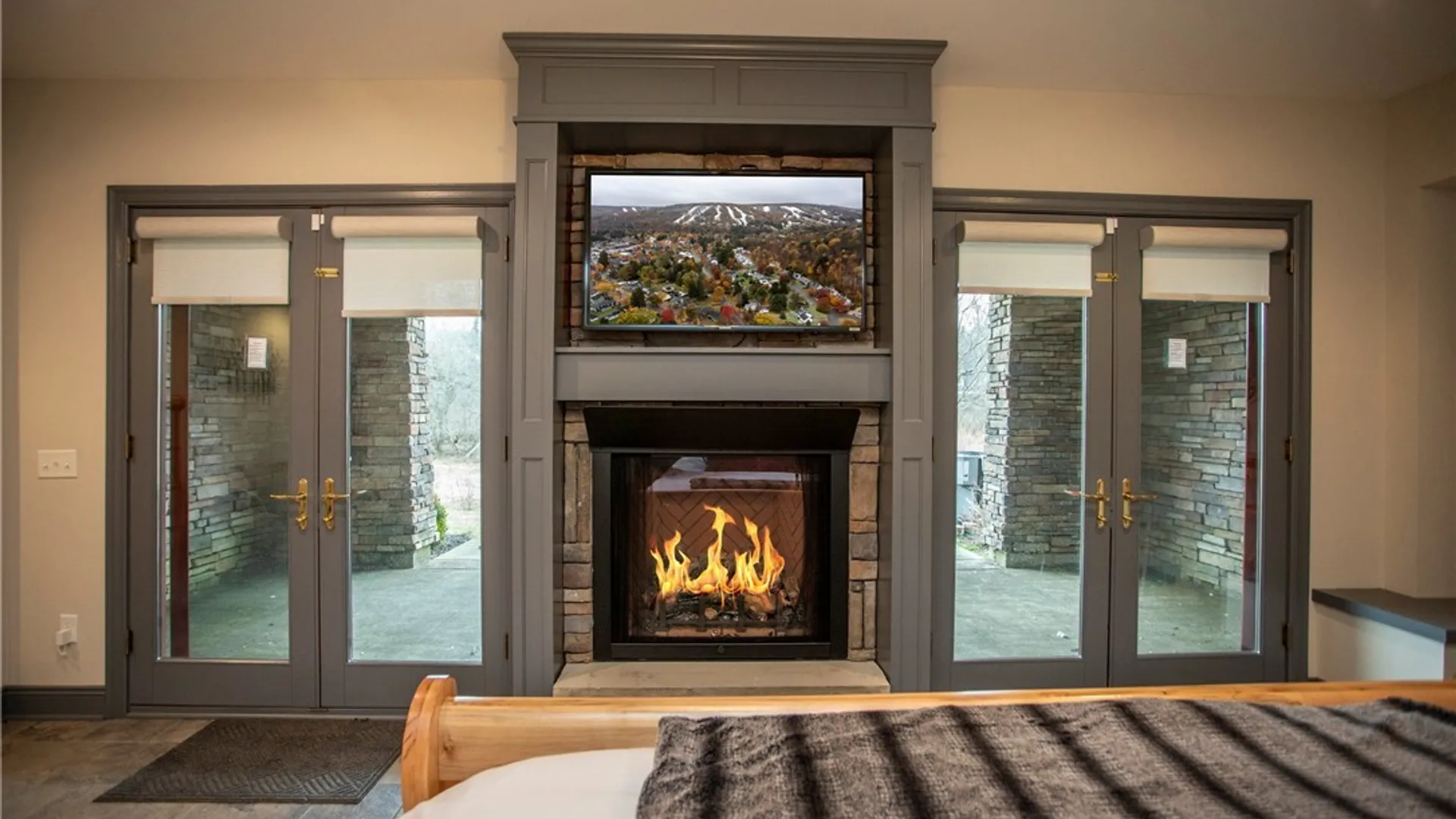 Property at 25 Ellicottvillas, Ellicottville, NY 14731 32