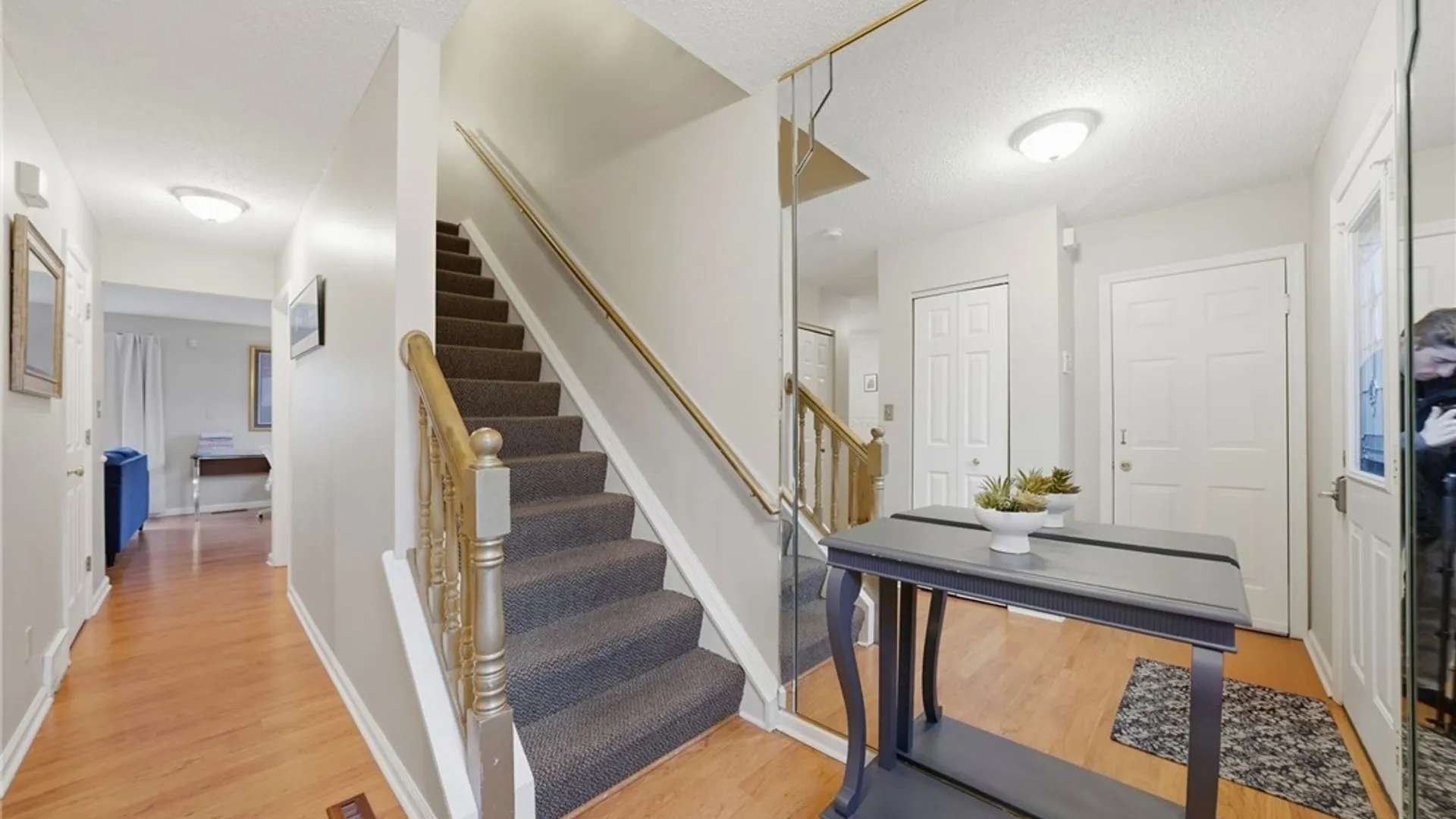 Property at 307 King Peterson Road, Buffalo, NY 14204 25