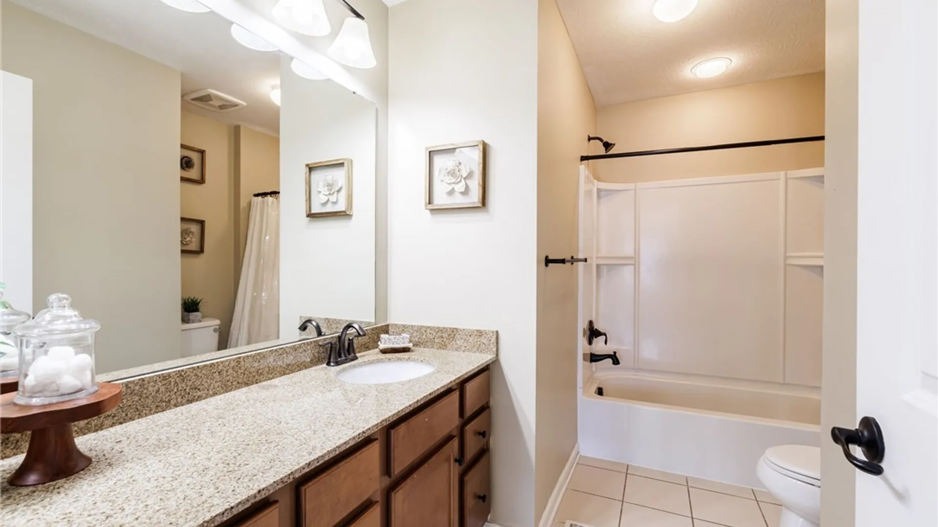 Property at 3 Willow Bridge Trail, Penfield, NY 14526 17