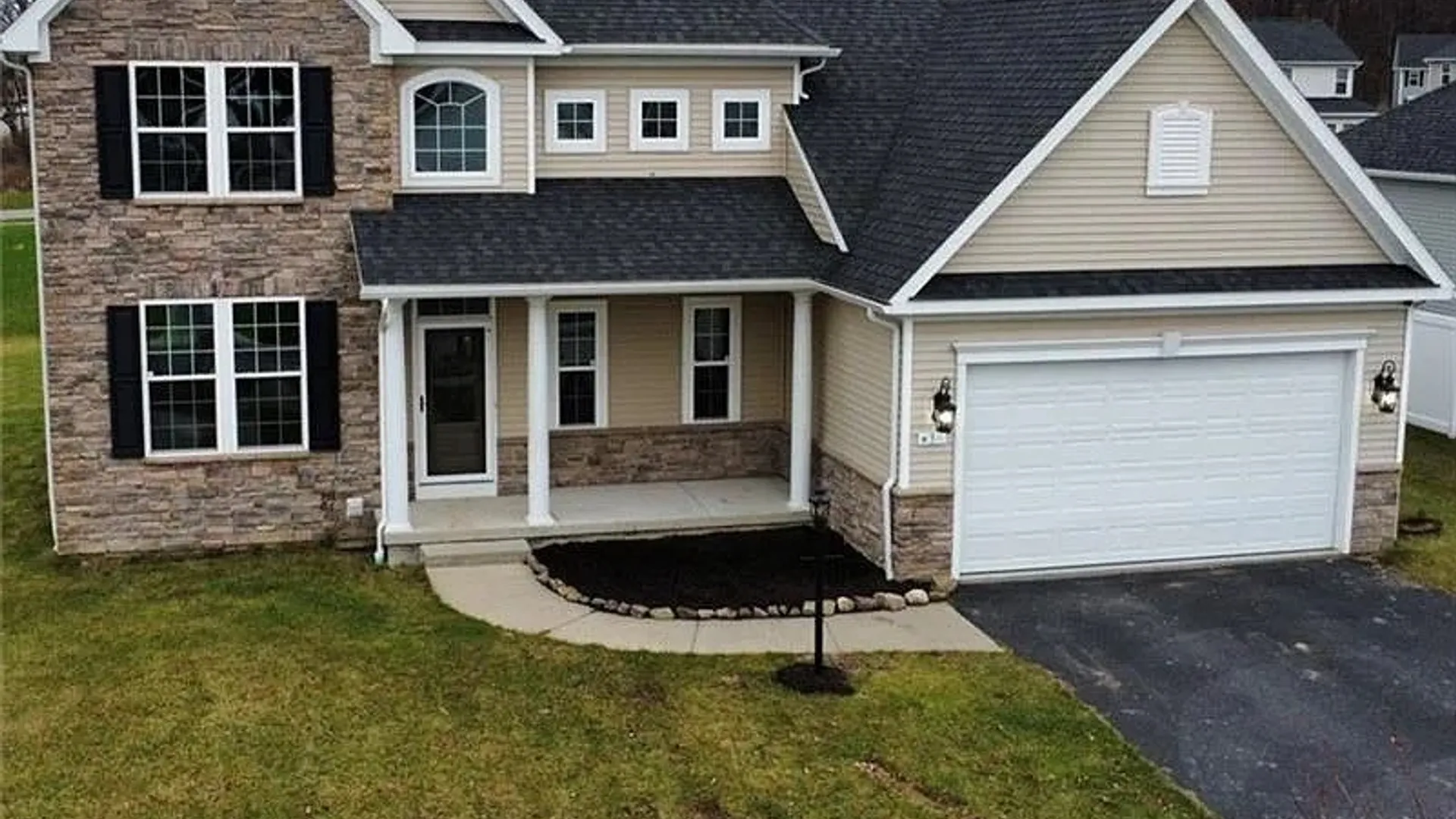 Property at 3 Willow Bridge Trail, Penfield, NY 14526 2