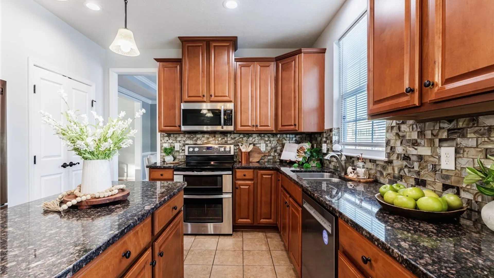 Property at 3 Willow Bridge Trail, Penfield, NY 14526 33