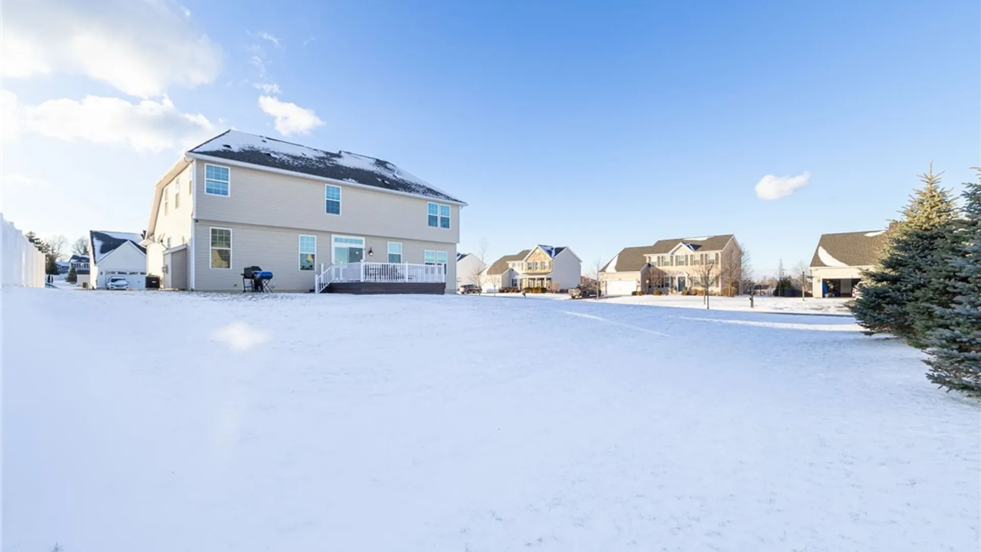 Property at 3 Willow Bridge Trail, Penfield, NY 14526 6