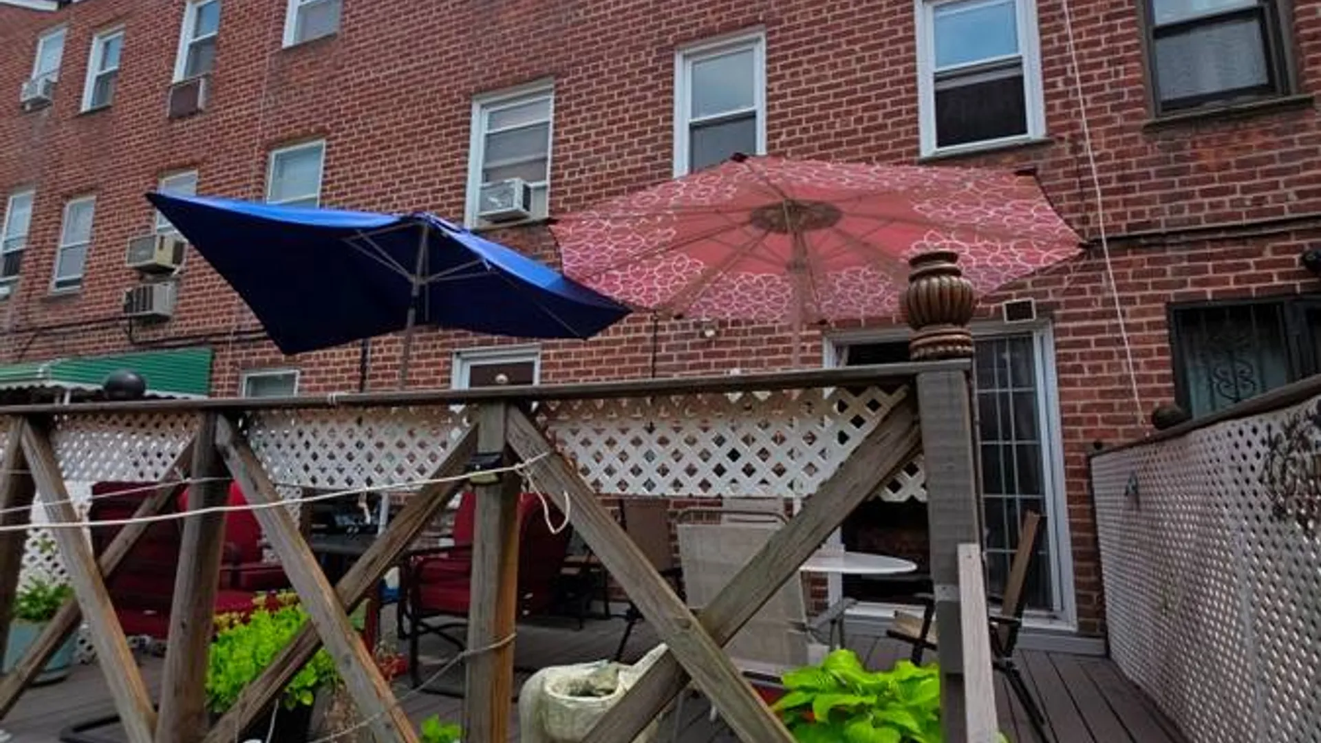 Property at 9505 Schenck St, Brooklyn, NY 11236 24