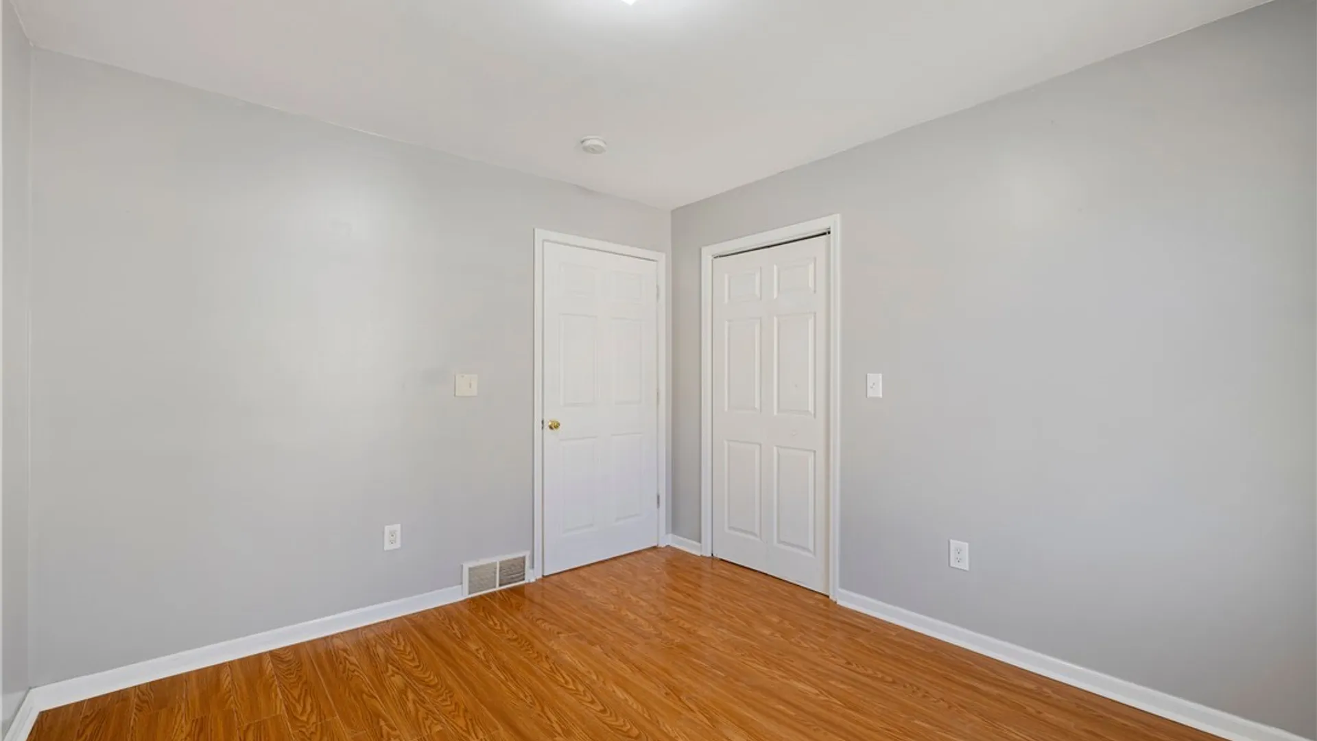 Property at 98 Fox Street, Buffalo, NY 14212 18