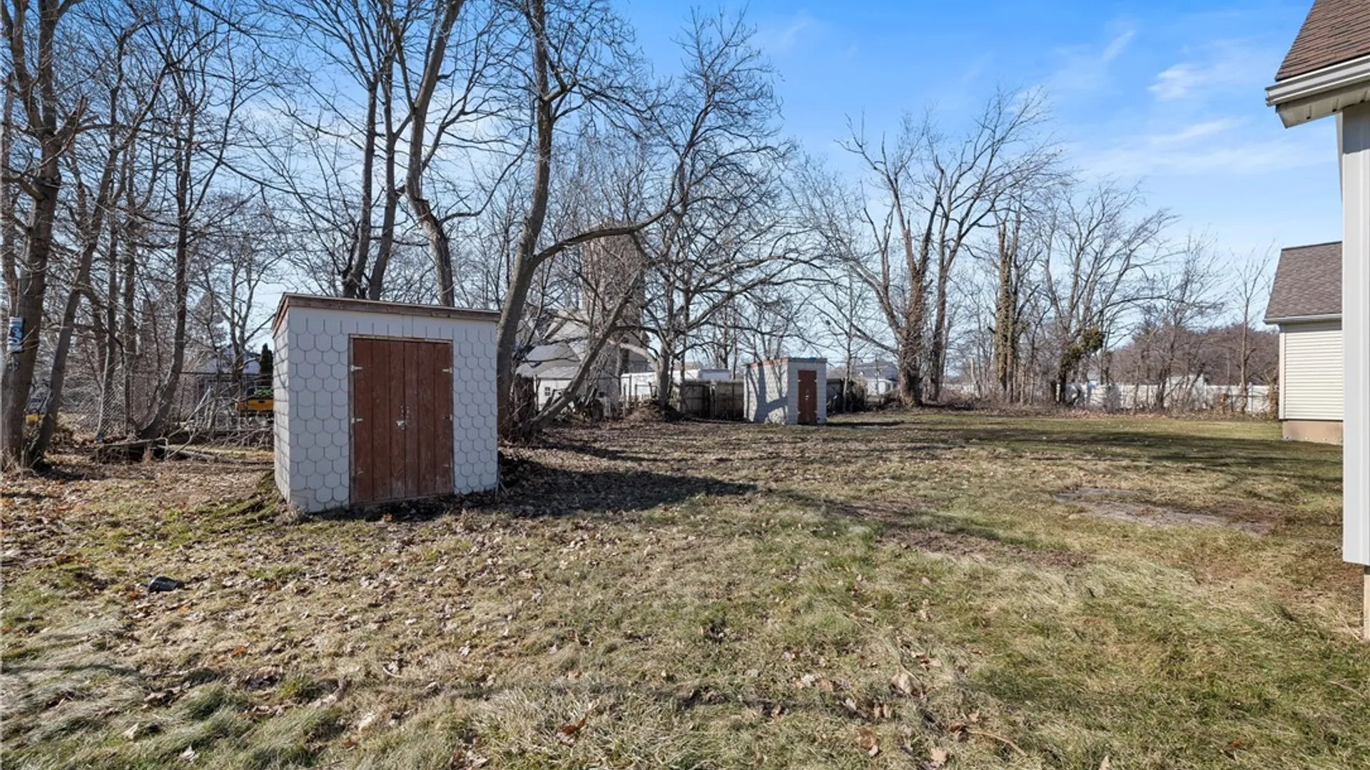 Property at 98 Fox Street, Buffalo, NY 14212 4