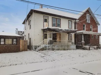 Property at 352 9th Street, Niagara Falls, NY 14303