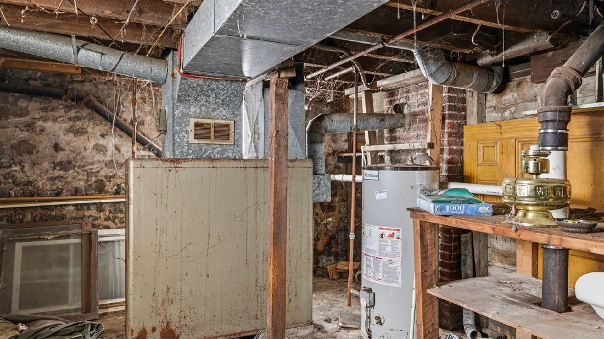 Property at 352 9th Street, Niagara Falls, NY 14303 24