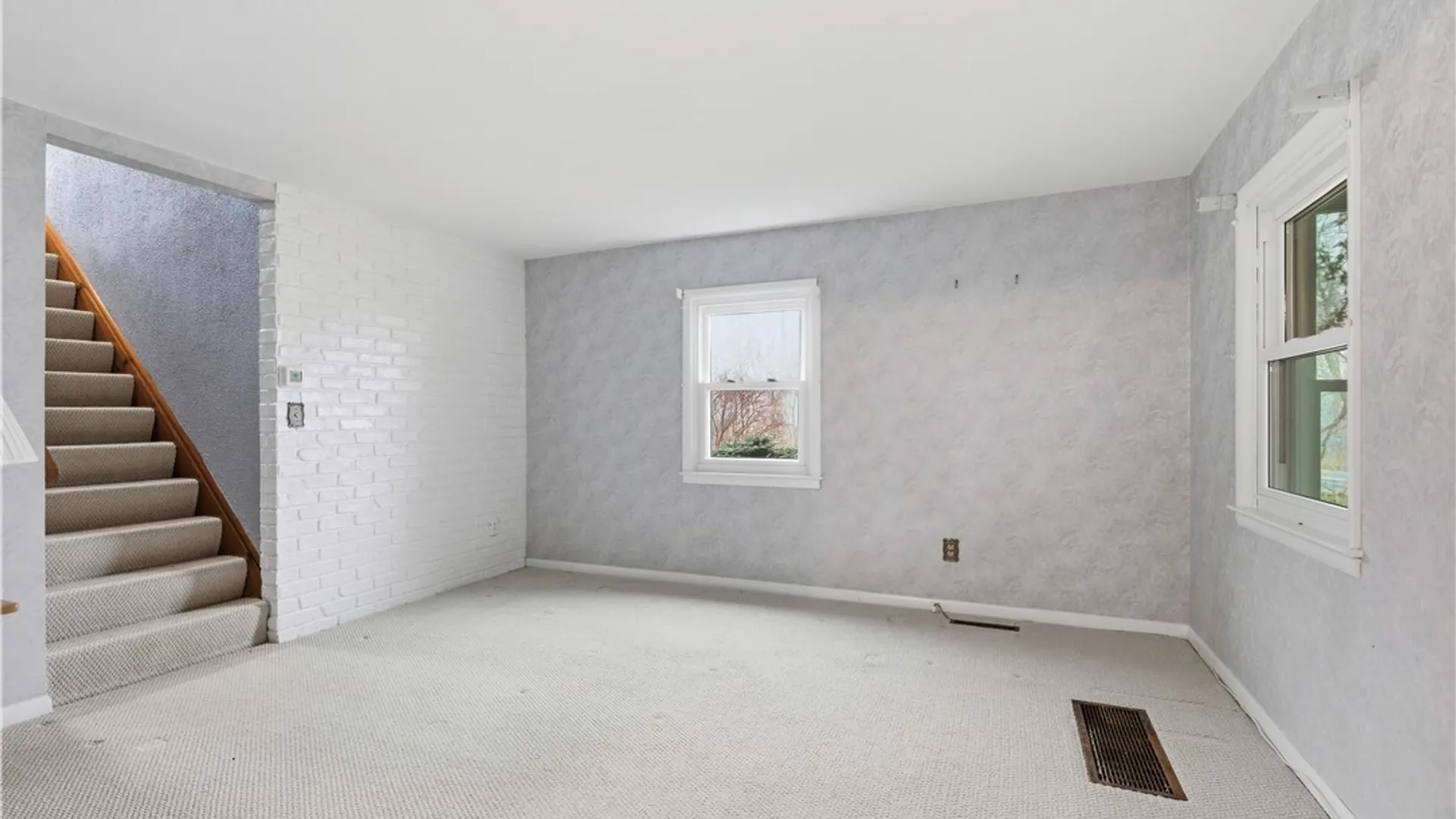 Property at 2178 Canal Road, Camillus, NY 13112 11