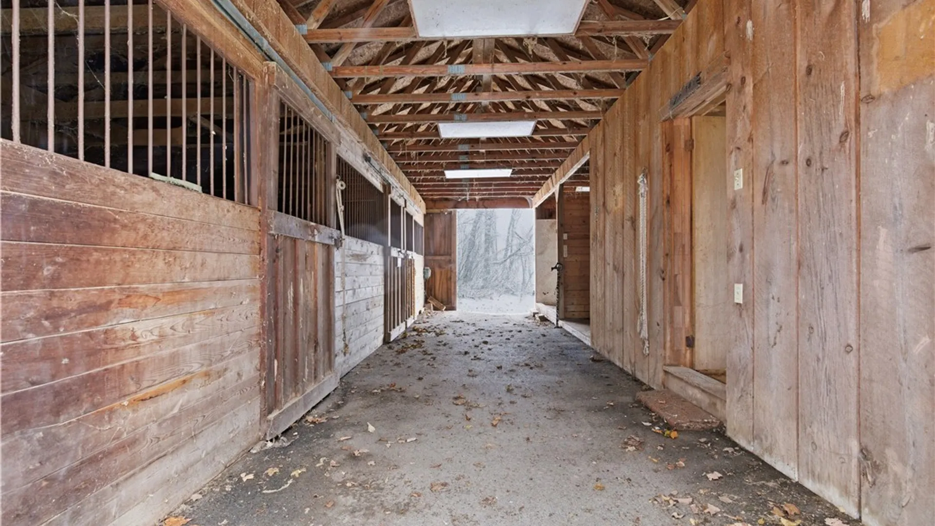 Property at 2178 Canal Road, Camillus, NY 13112 24