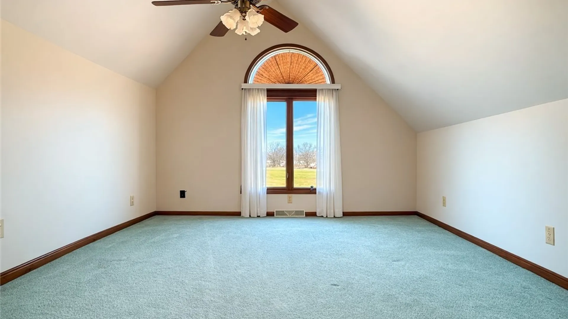 Property at 3226 River Road, Grand Island, NY 14072 18