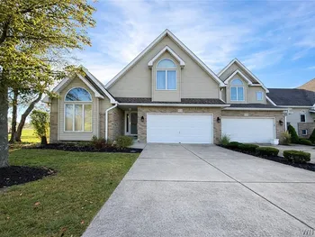 3226 River Road, Grand Island, NY 14072