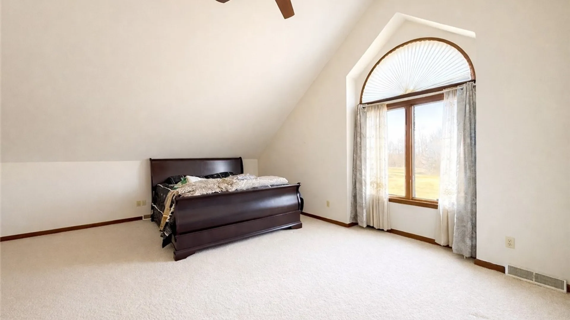 Property at 3226 River Road, Grand Island, NY 14072 22