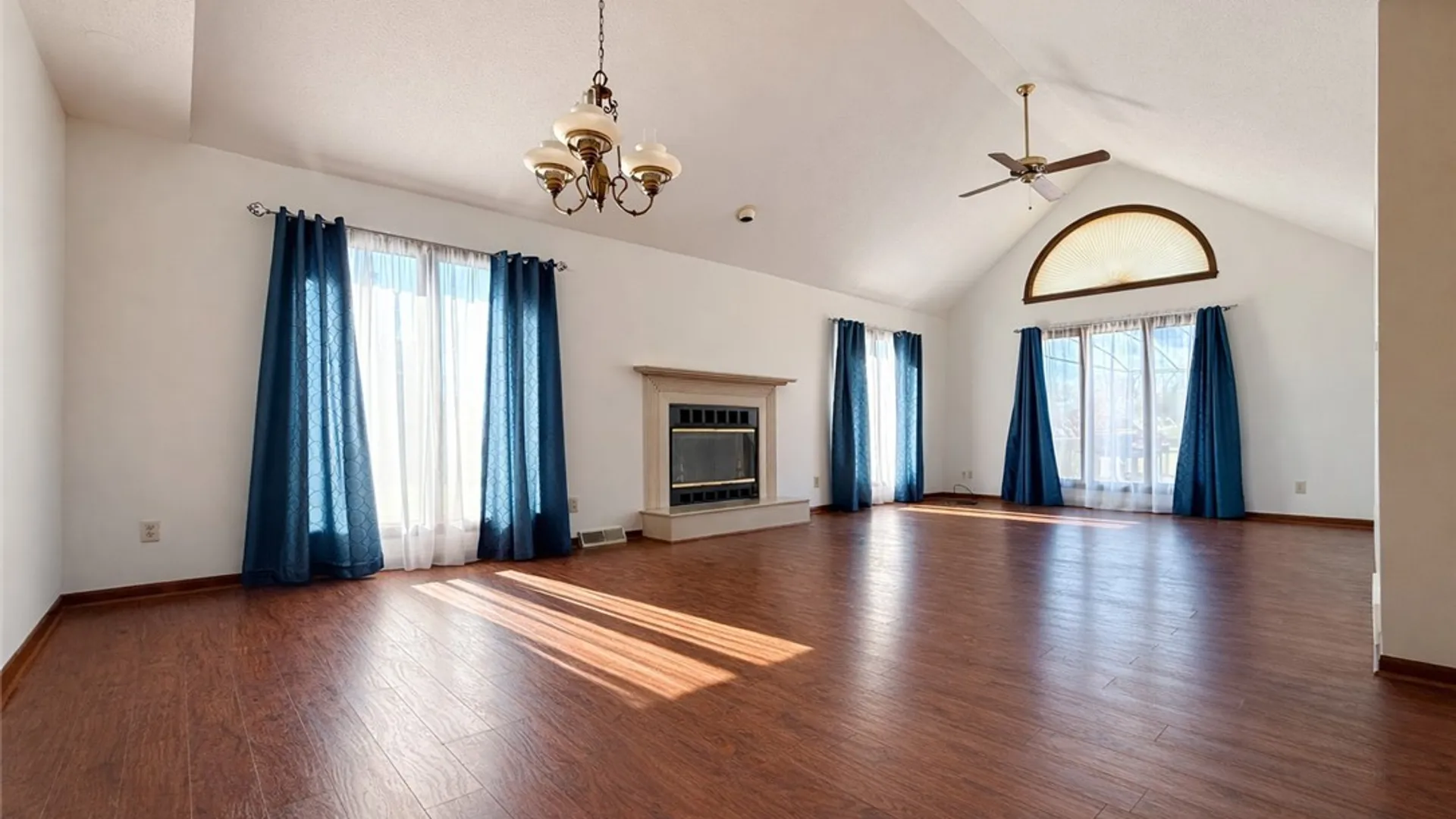 Property at 3226 River Road, Grand Island, NY 14072 3