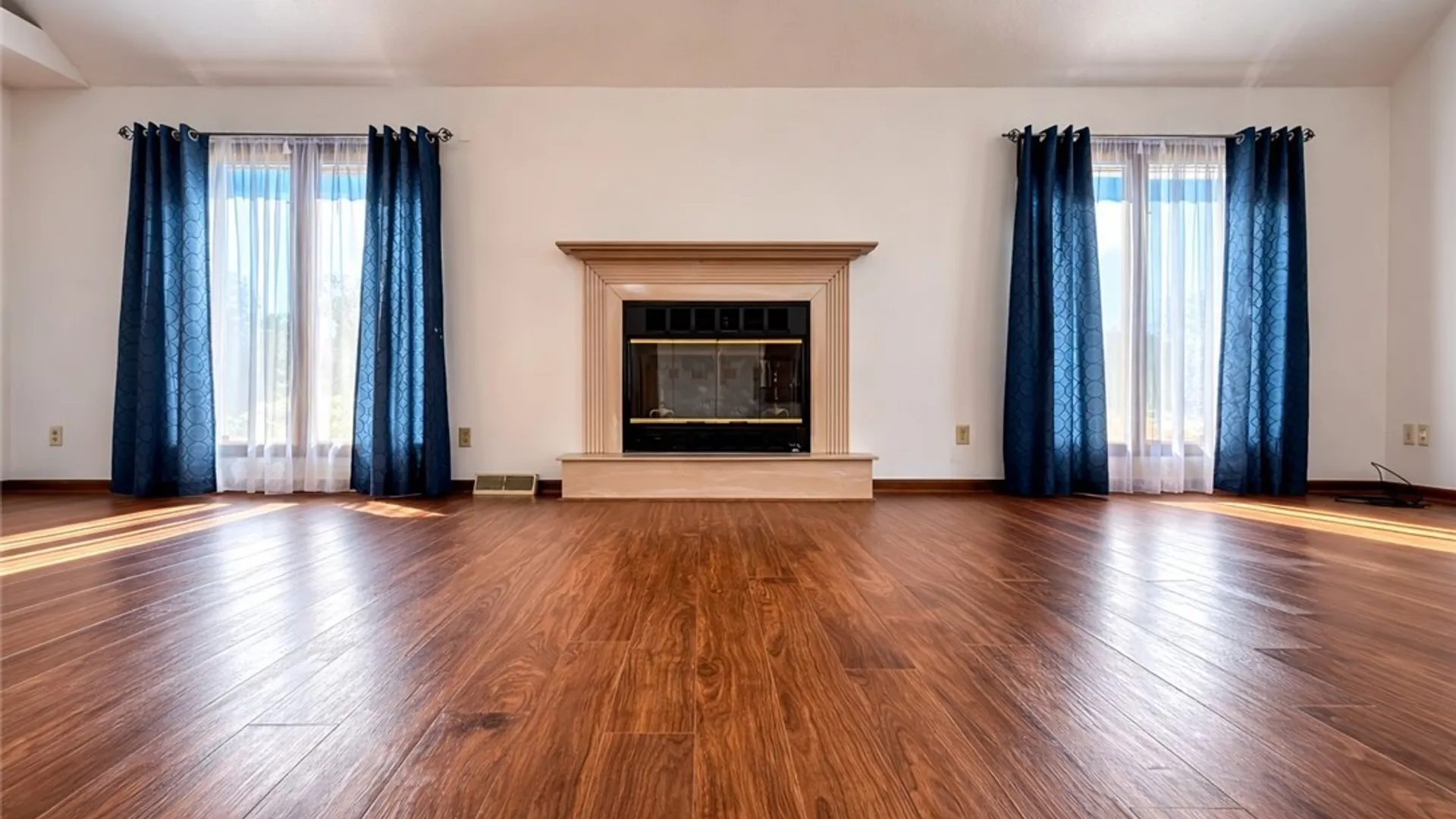 Property at 3226 River Road, Grand Island, NY 14072 4