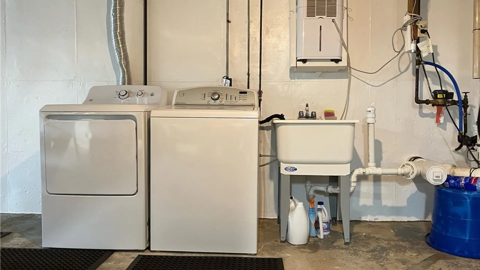 Property at 6912 Brandywine Drive, Evans, NY 14047 28