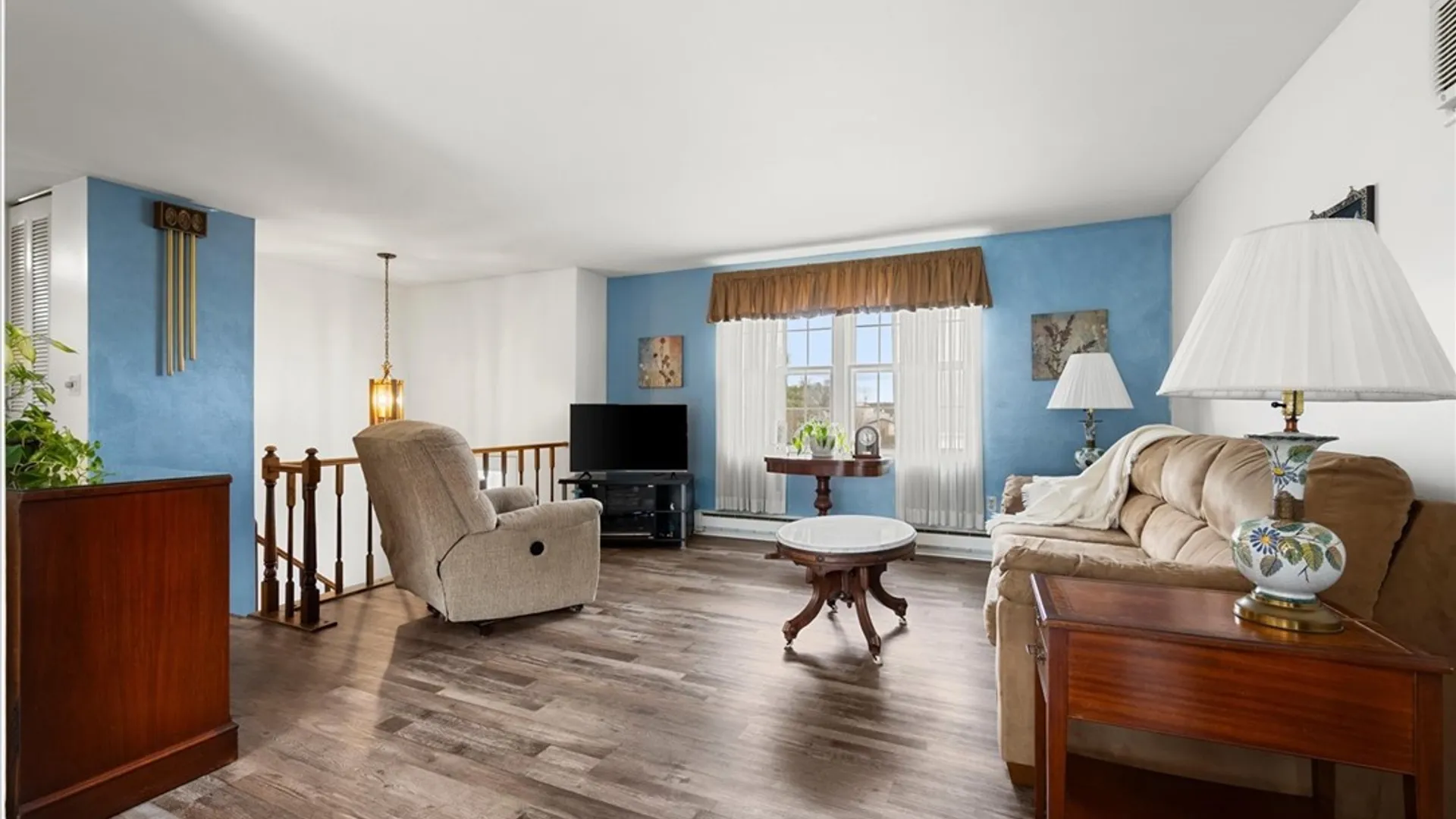 Property at 2 Clintonview Road, New Hartford, NY 13413 7