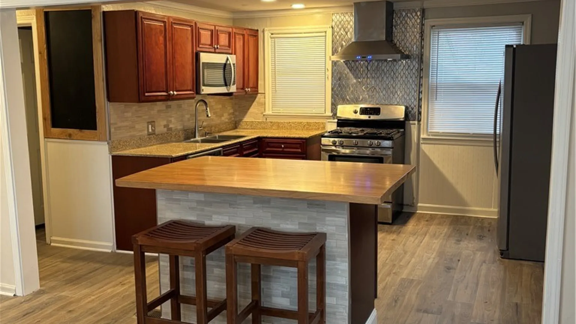 Property at 4765 N Bailey Avenue, Amherst, NY 14226 4