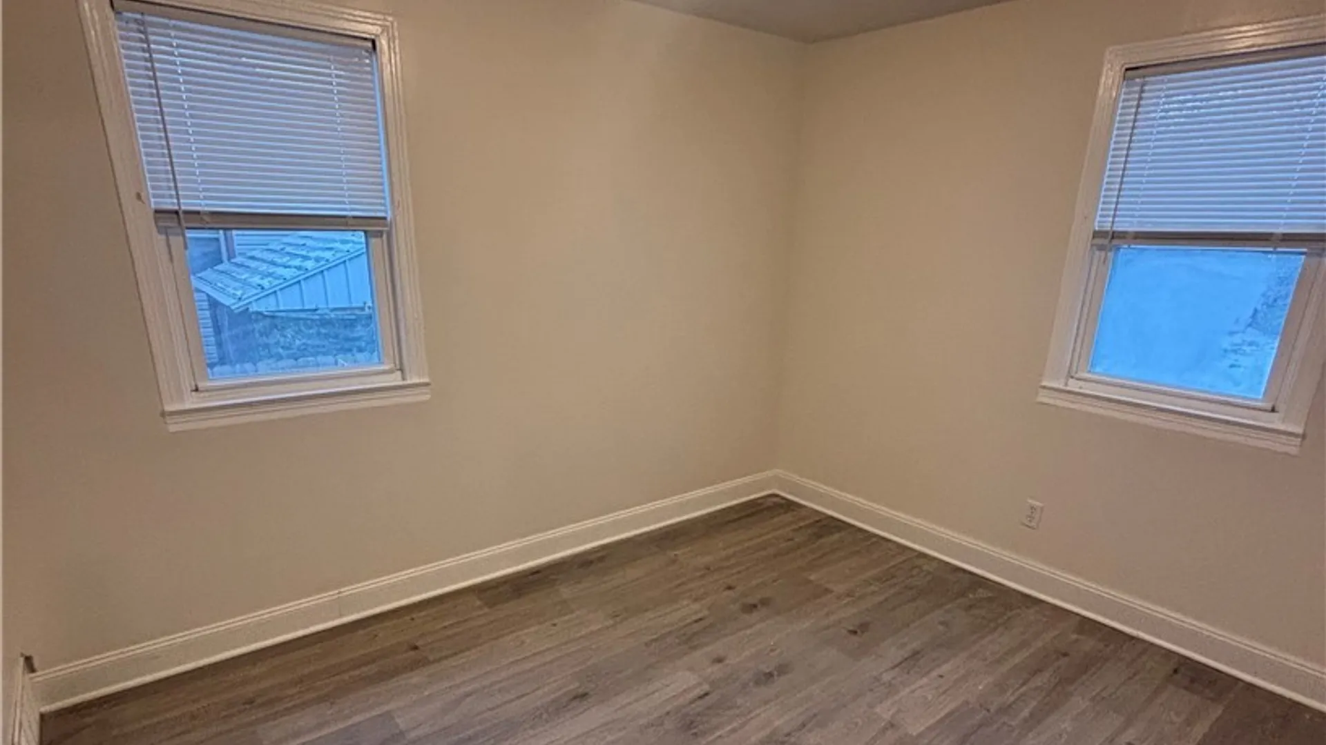 Property at 4765 N Bailey Avenue, Amherst, NY 14226 5