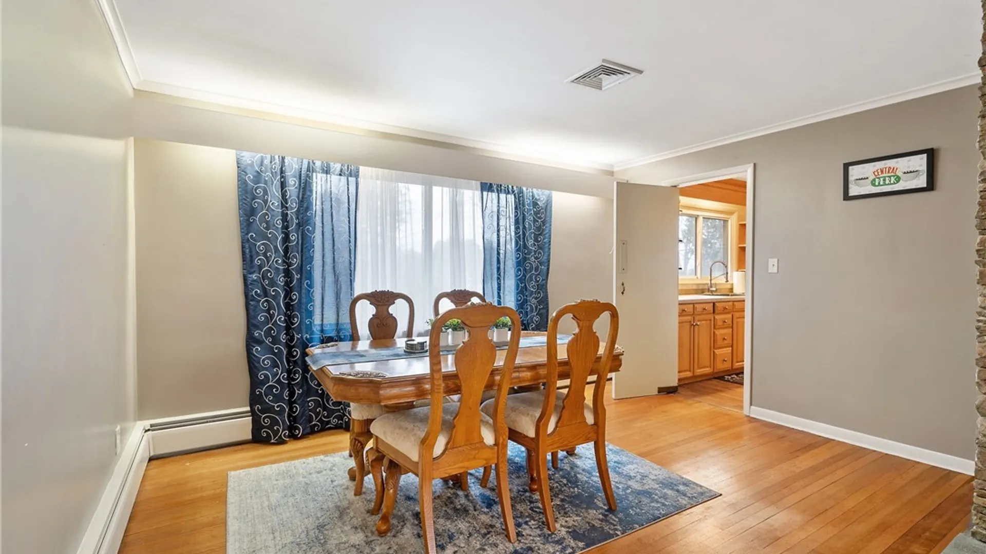 Property at 27 Lynacres Boulevard, DeWitt, NY 13066 10