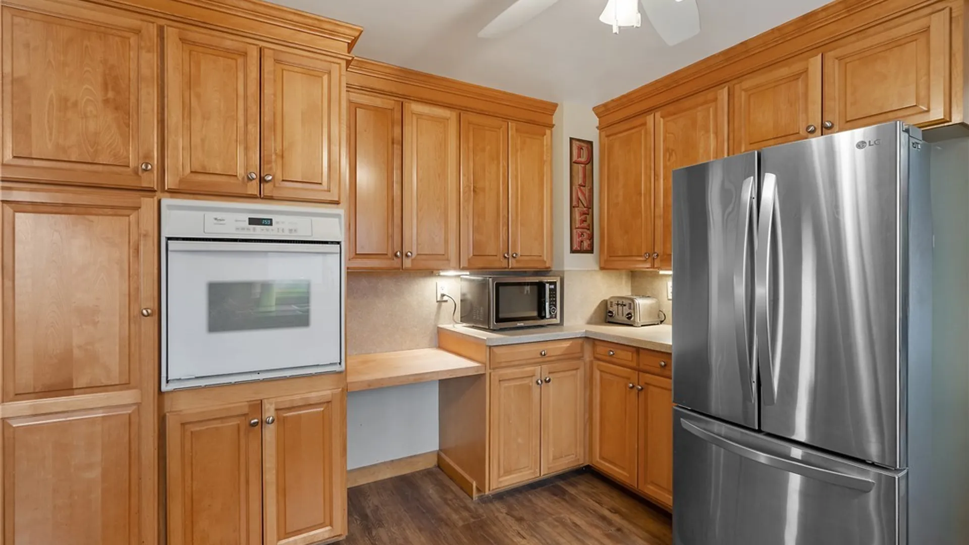 Property at 27 Lynacres Boulevard, DeWitt, NY 13066 15