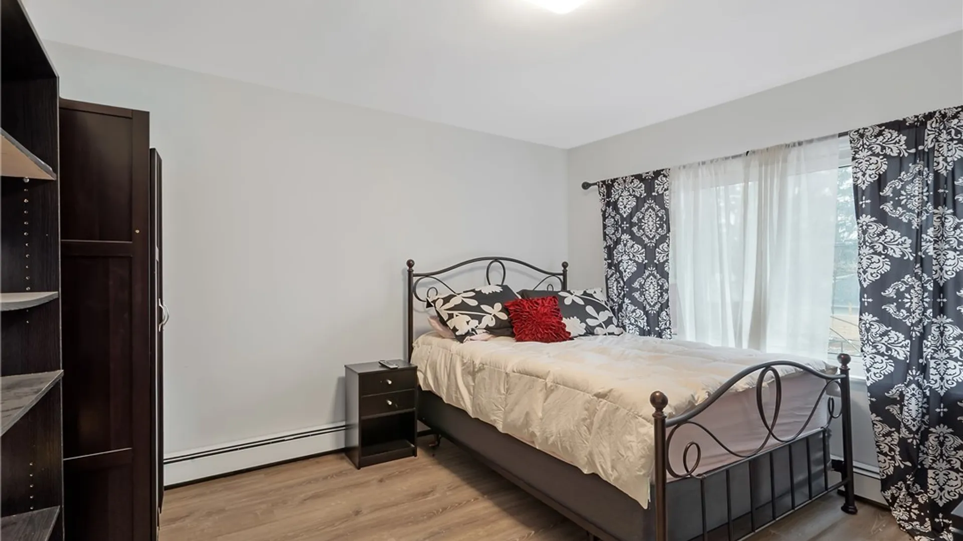 Property at 27 Lynacres Boulevard, DeWitt, NY 13066 21