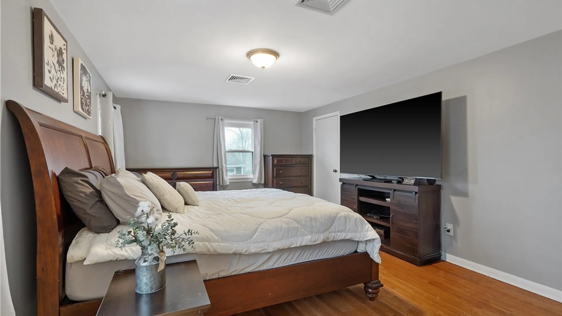 Property at 27 Lynacres Boulevard, DeWitt, NY 13066 25