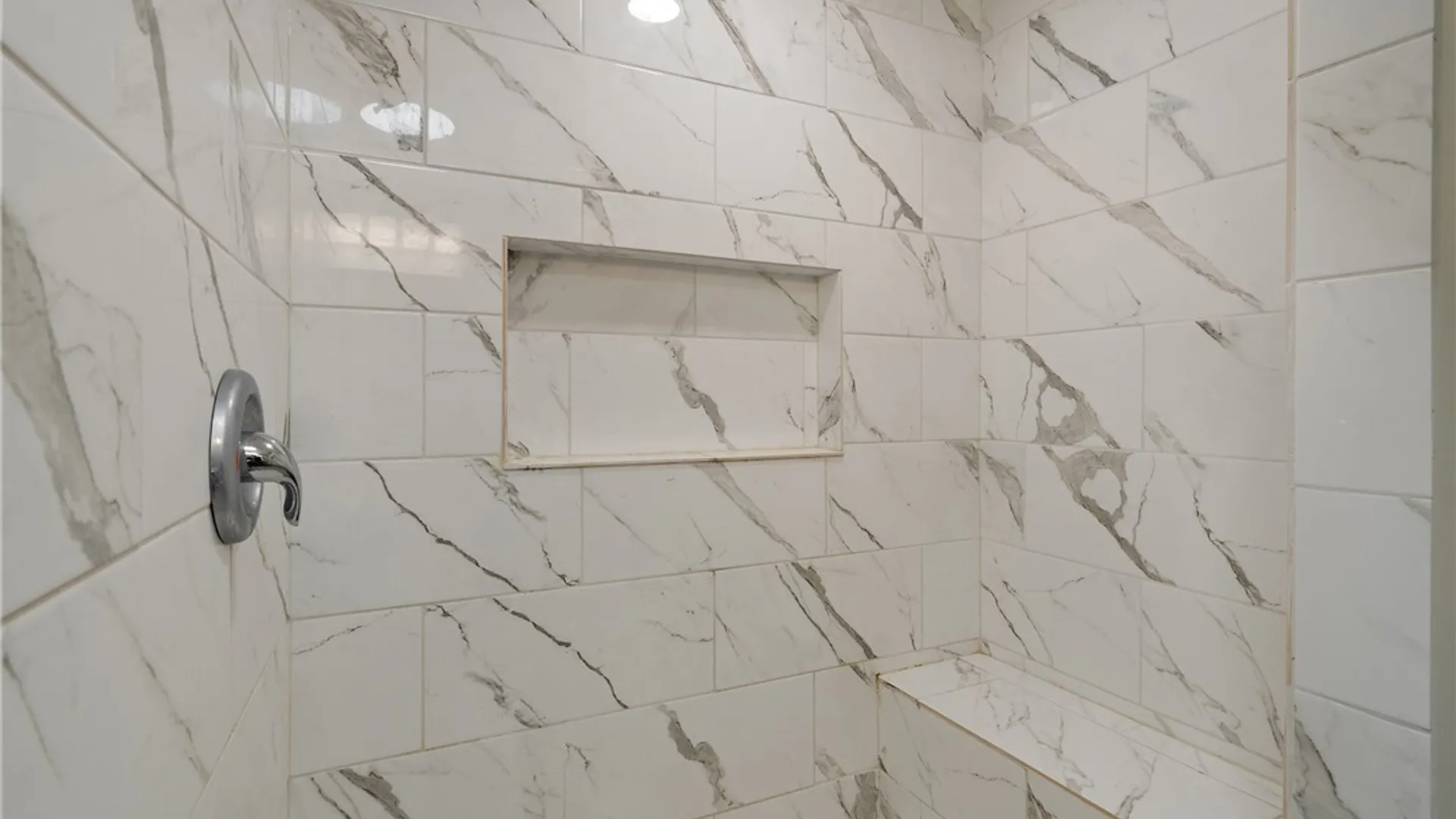 Property at 27 Lynacres Boulevard, DeWitt, NY 13066 28