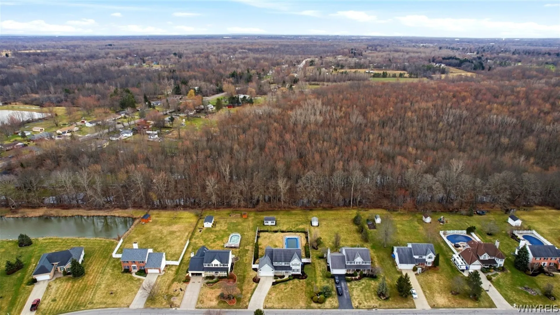 Property at 4580 Ridgeview Drive, Pendleton, NY 14120 17