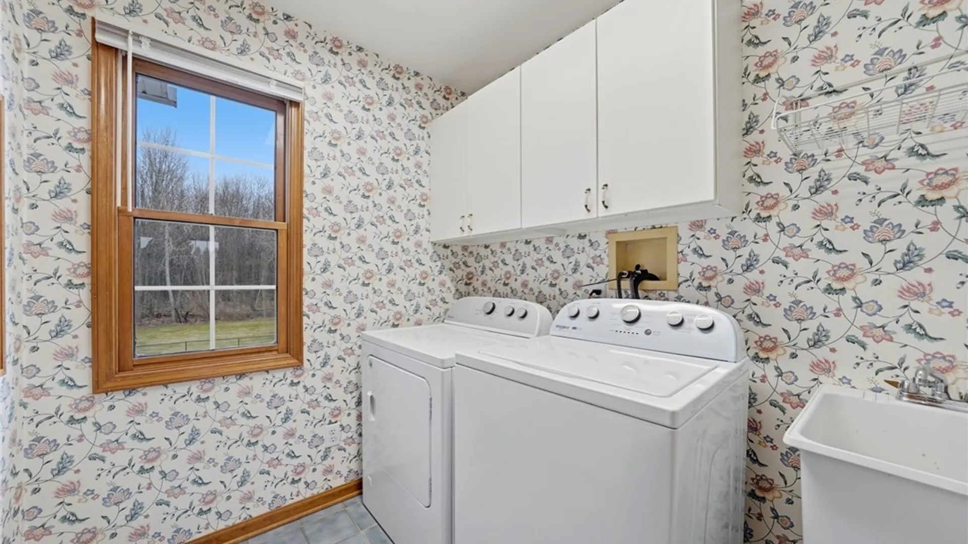 Property at 4580 Ridgeview Drive, Pendleton, NY 14120 44