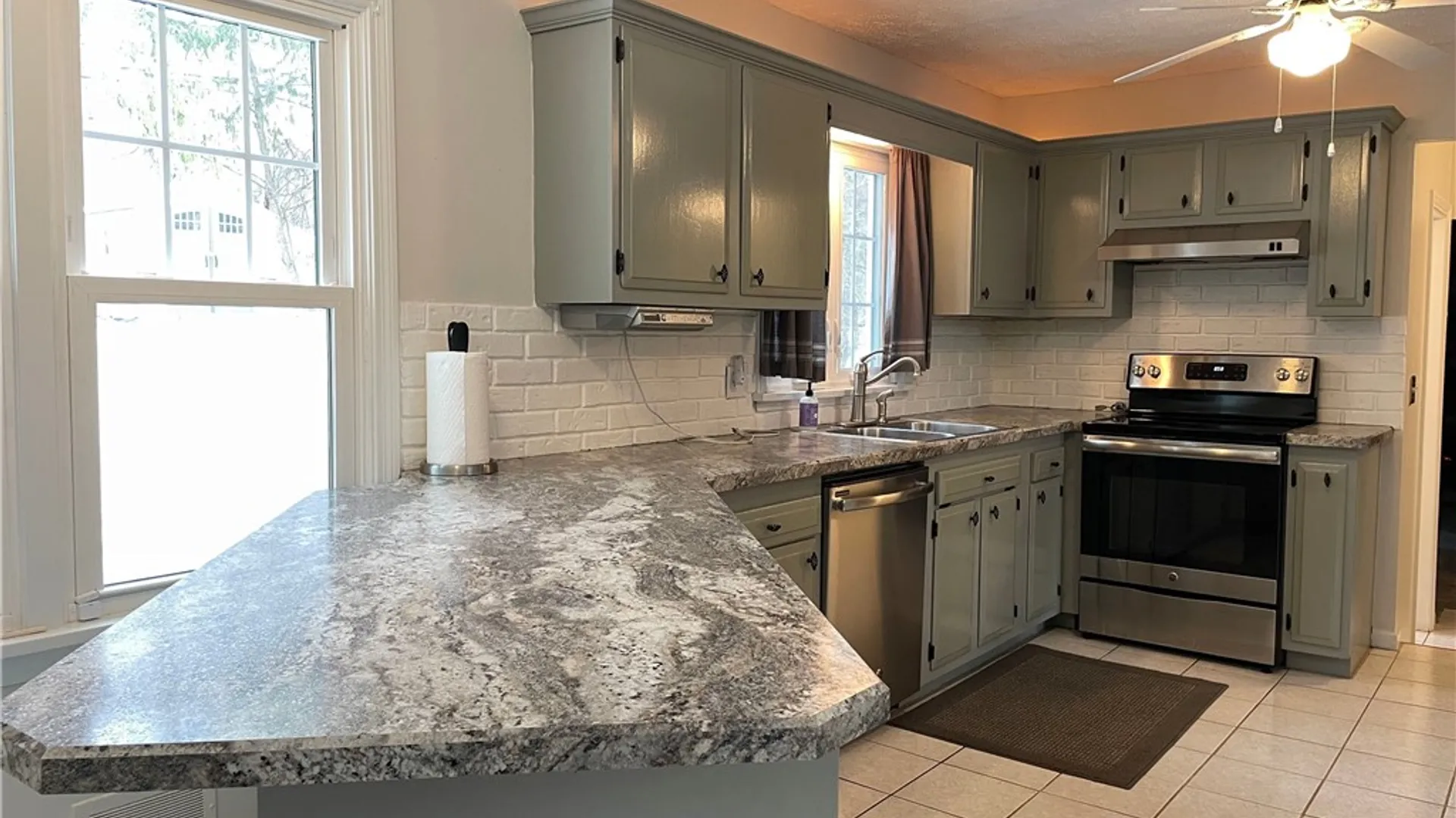 Property at 23 Blackwatch, Perinton, NY 14450 10