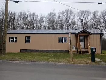1521 River Road, Galen, NY 14433