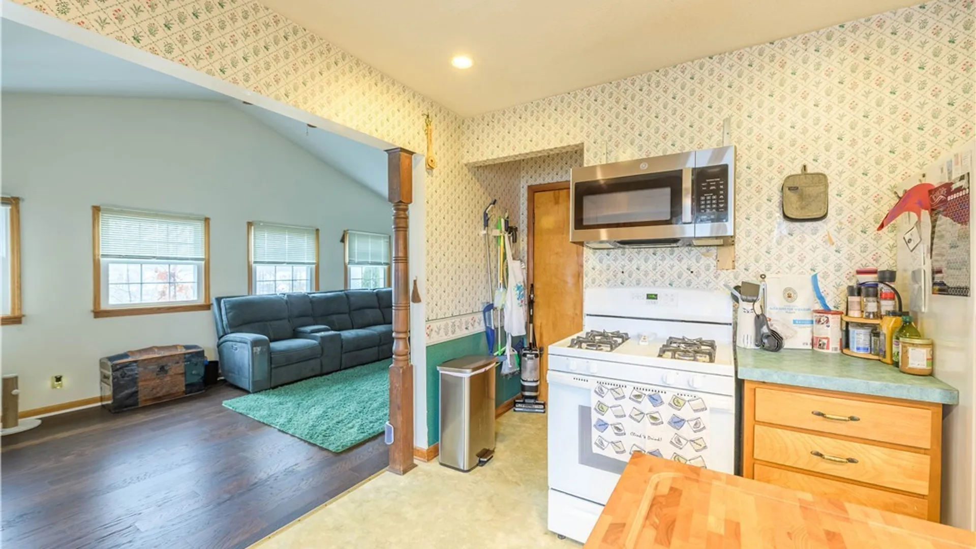 Property at 452 Broadwell Avenue, Fulton, NY 13069 18