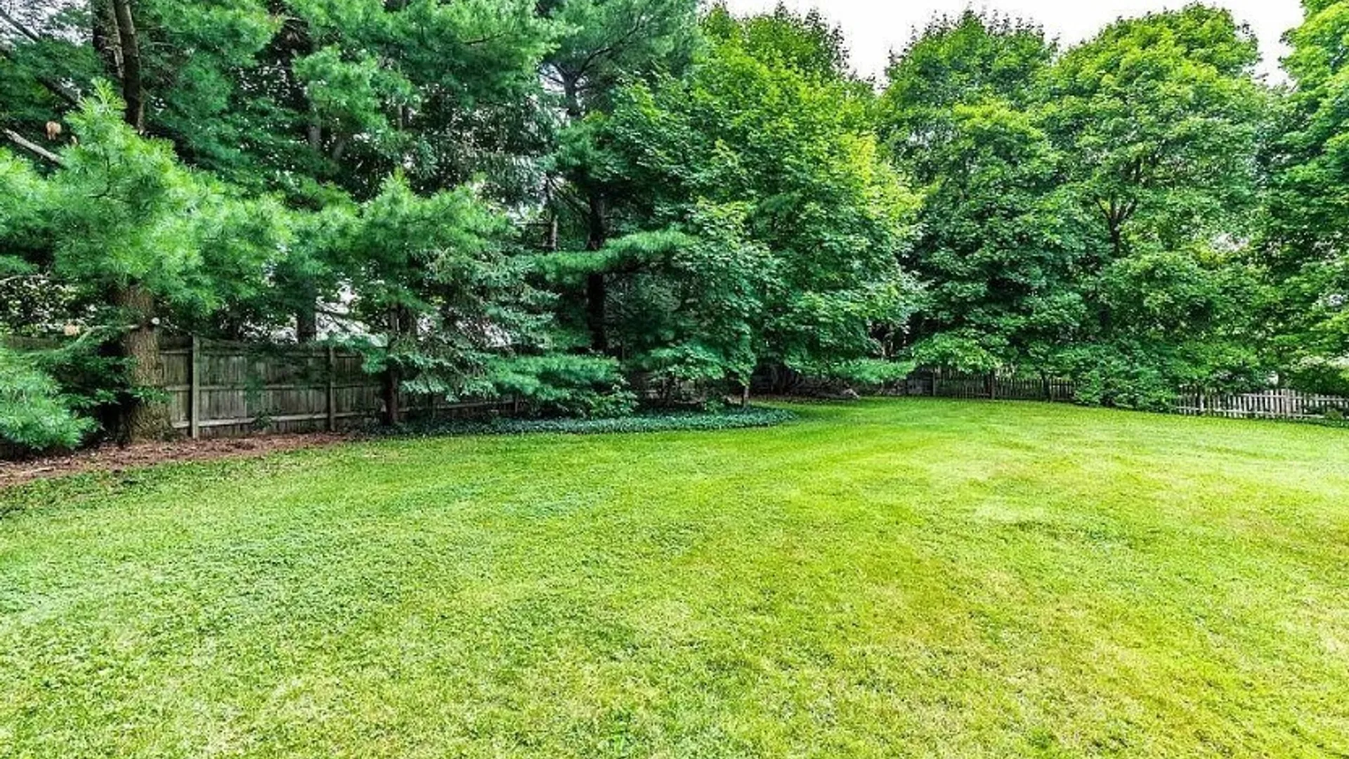 Property at 206 Edgemont Drive, Syracuse, NY 13214 11