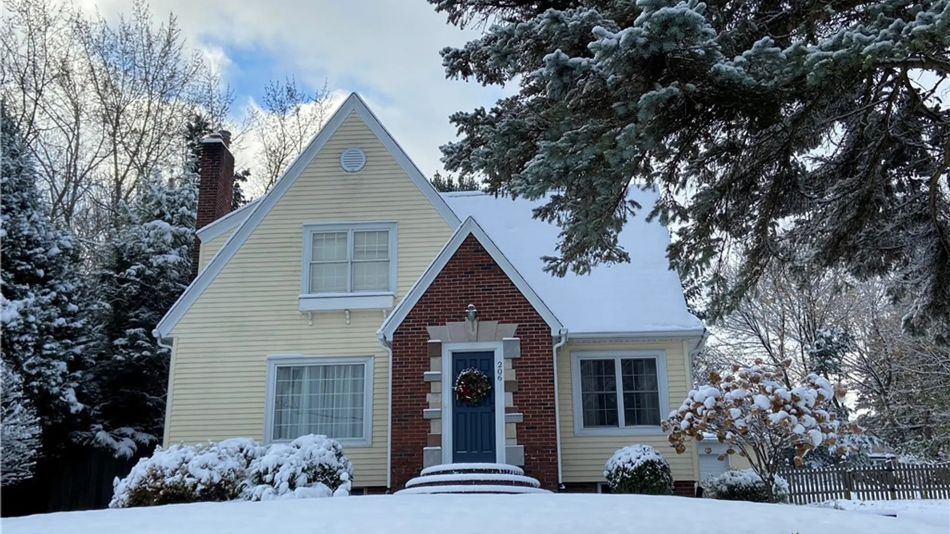 Property at 206 Edgemont Drive, Syracuse, NY 13214 3