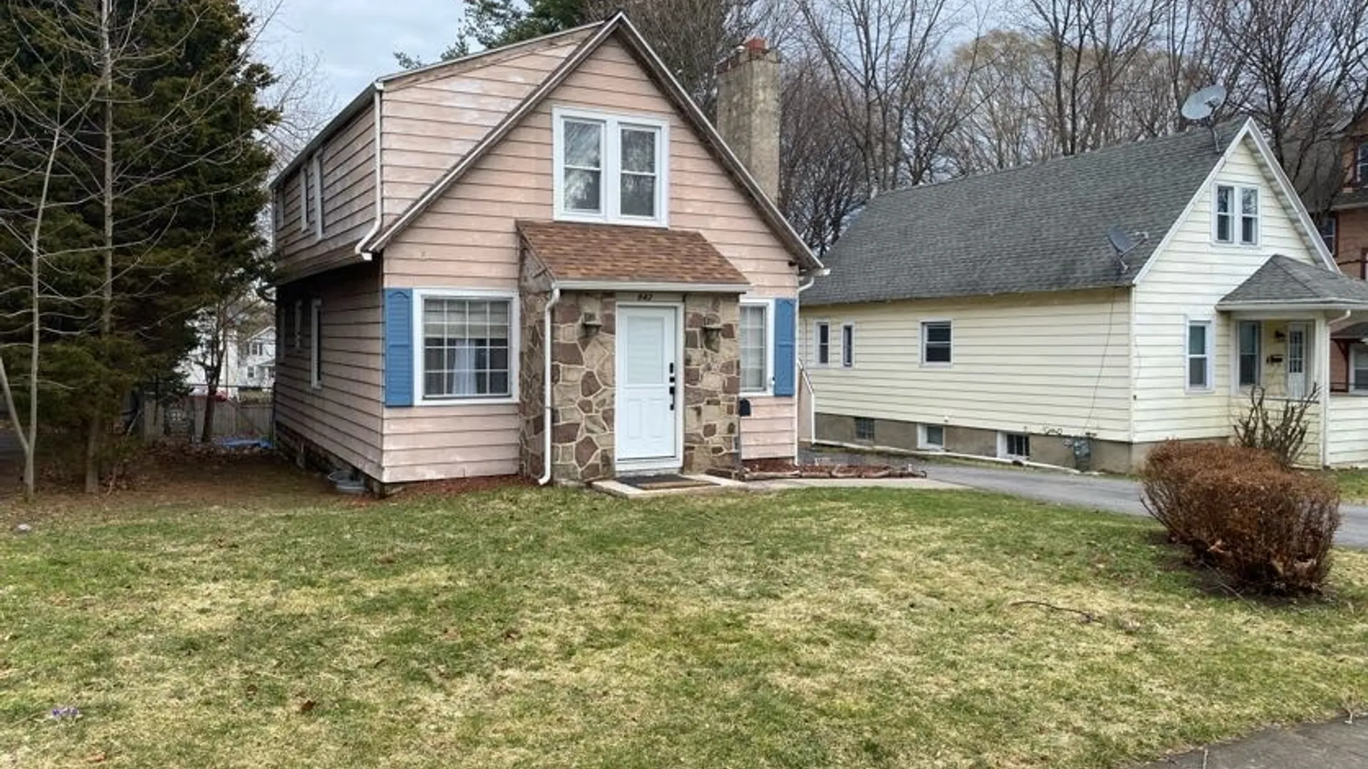 Property at 842 Flower City Park, Rochester, NY 14615 3