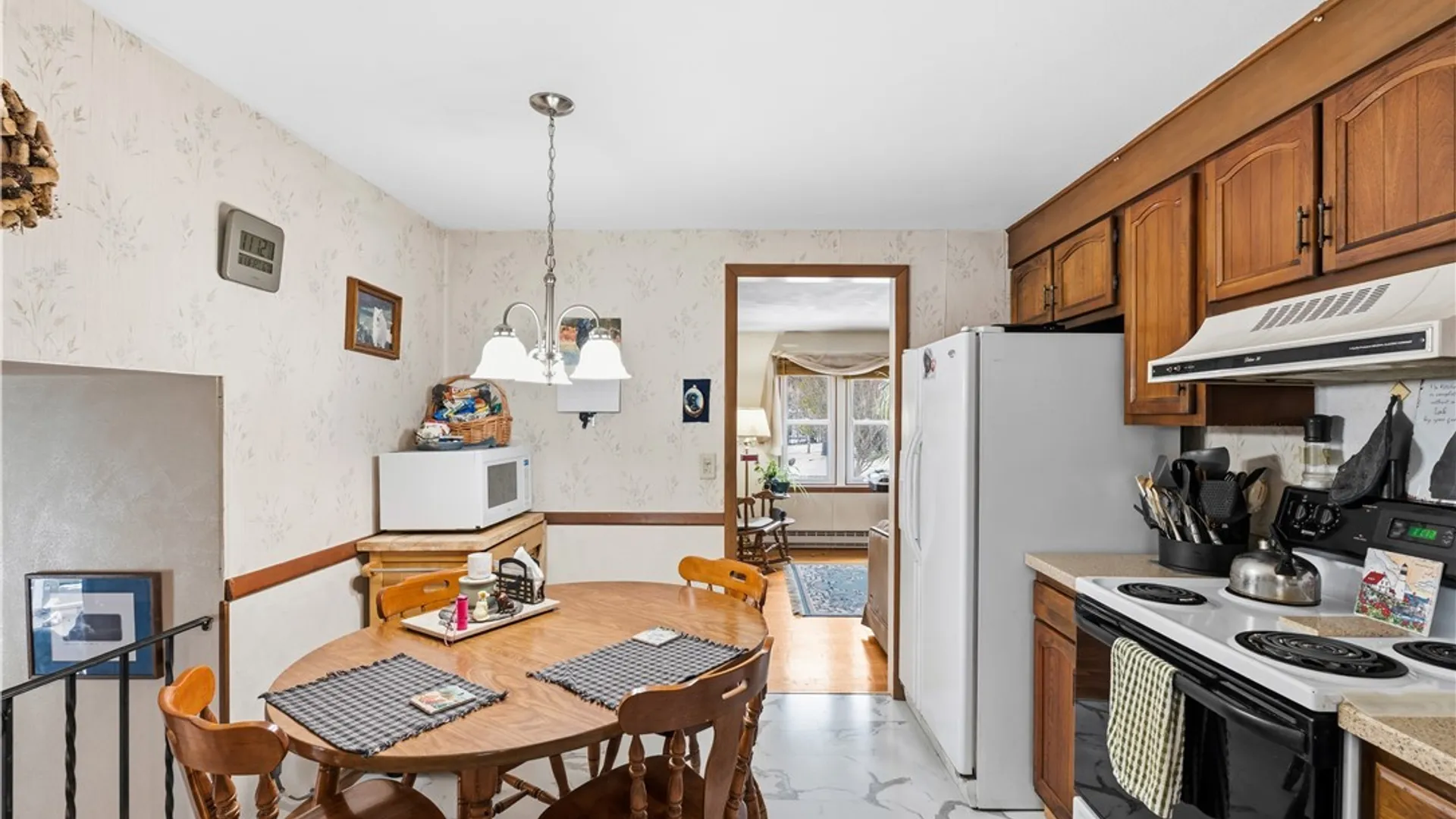 Property at 112 Merriwether Drive, Camillus, NY 13219 16