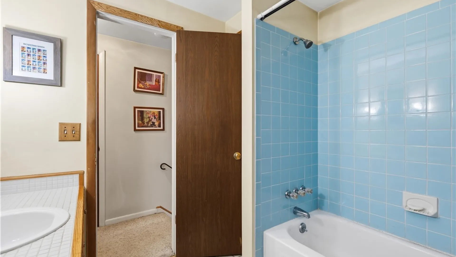 Property at 112 Merriwether Drive, Camillus, NY 13219 27