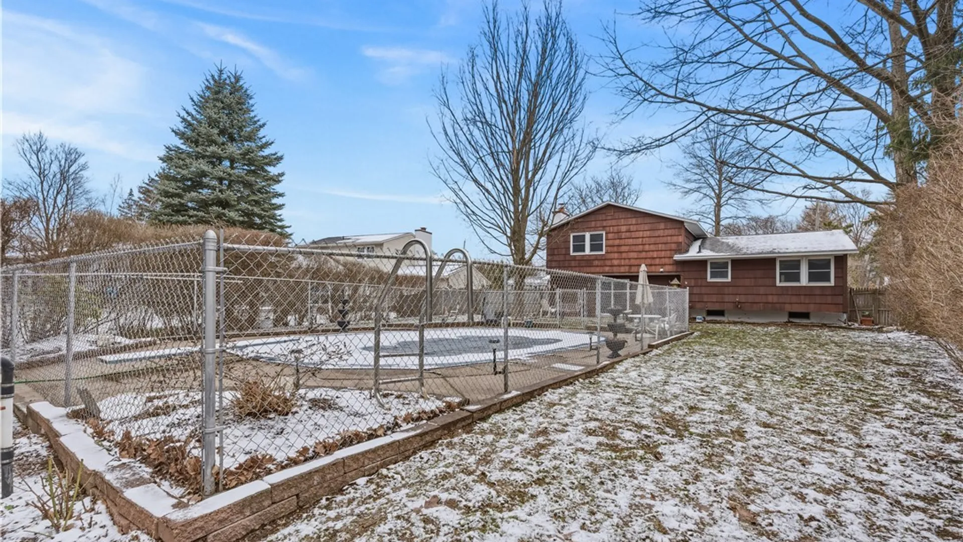 Property at 112 Merriwether Drive, Camillus, NY 13219 45