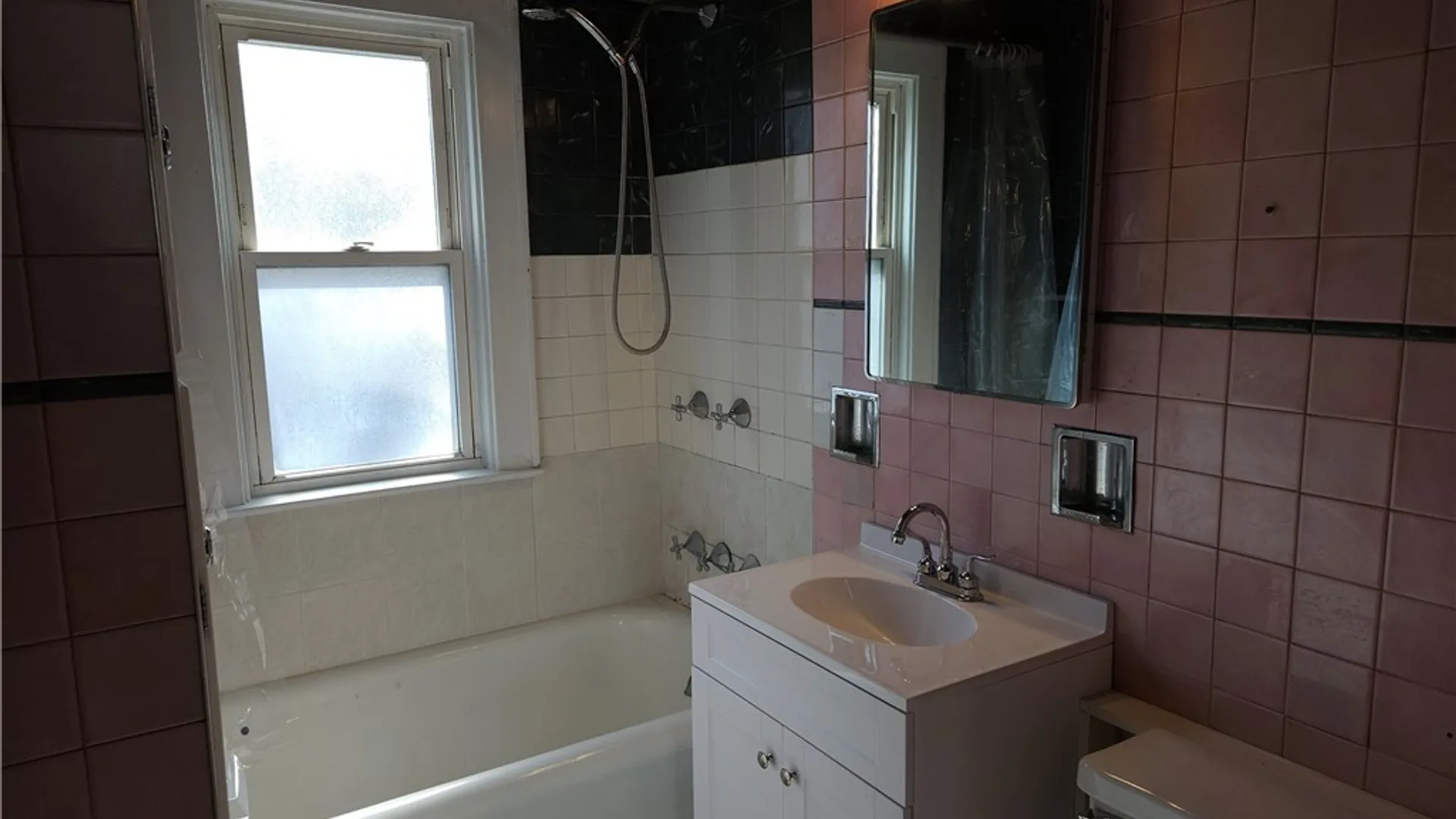 Property at 1215 Oak Street, Syracuse, NY 13203 16