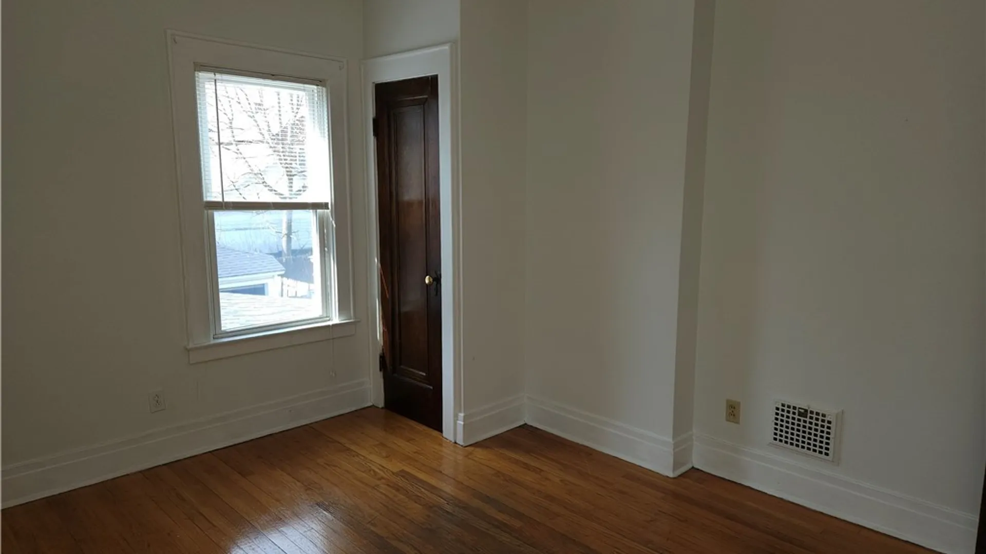 Property at 1215 Oak Street, Syracuse, NY 13203 18