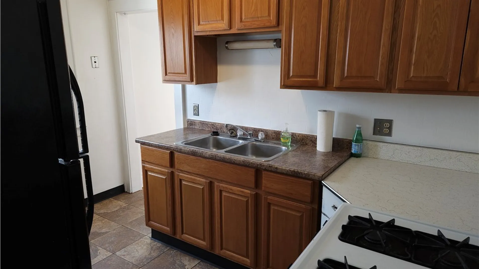 Property at 1215 Oak Street, Syracuse, NY 13203 27