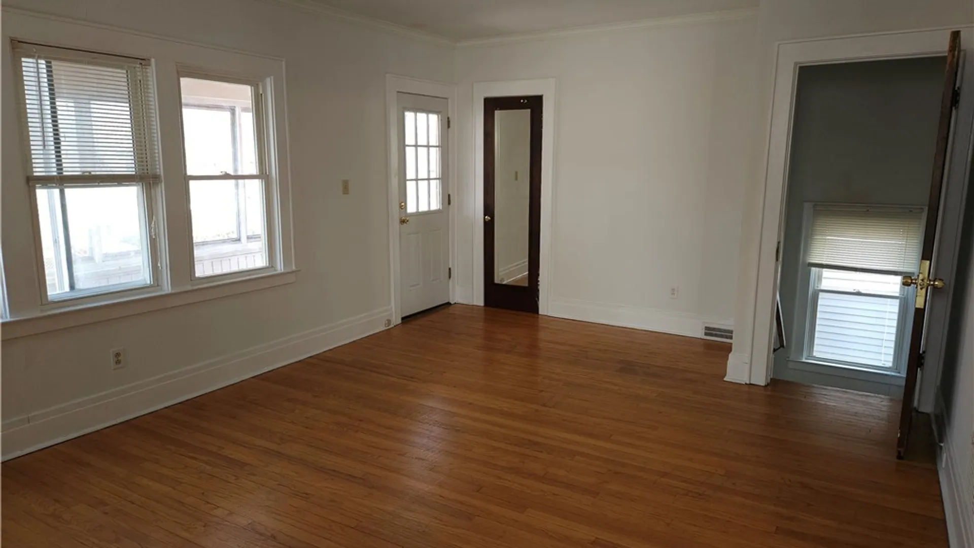 Property at 1215 Oak Street, Syracuse, NY 13203 6