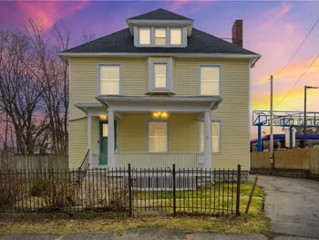 Property at 21 Kenilworth Terrace, Rochester, NY 14605